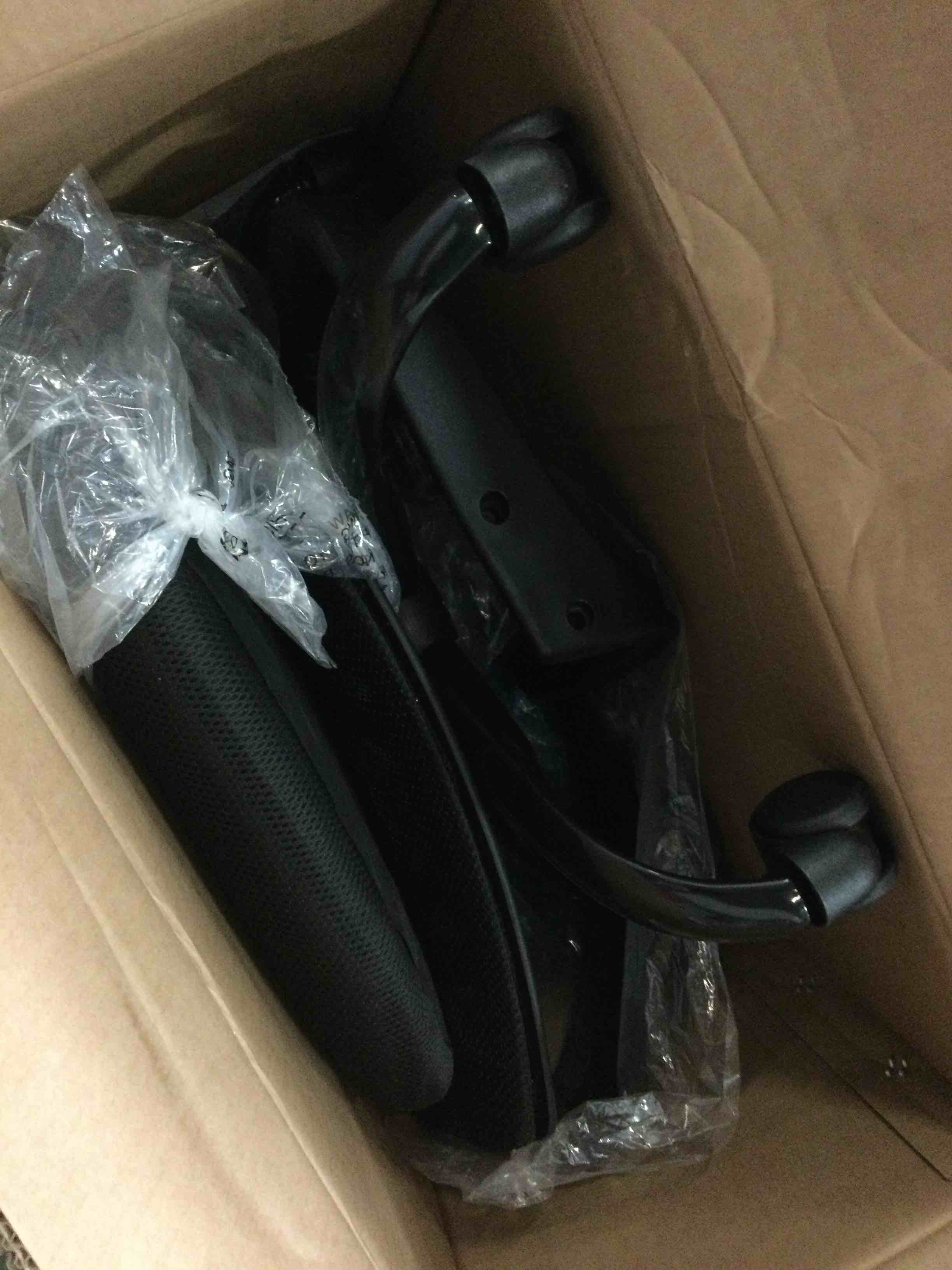 https://s3.amazonaws.com/lotting-images-prod/bidfta/PPE2105335_1759348361461.jpeg