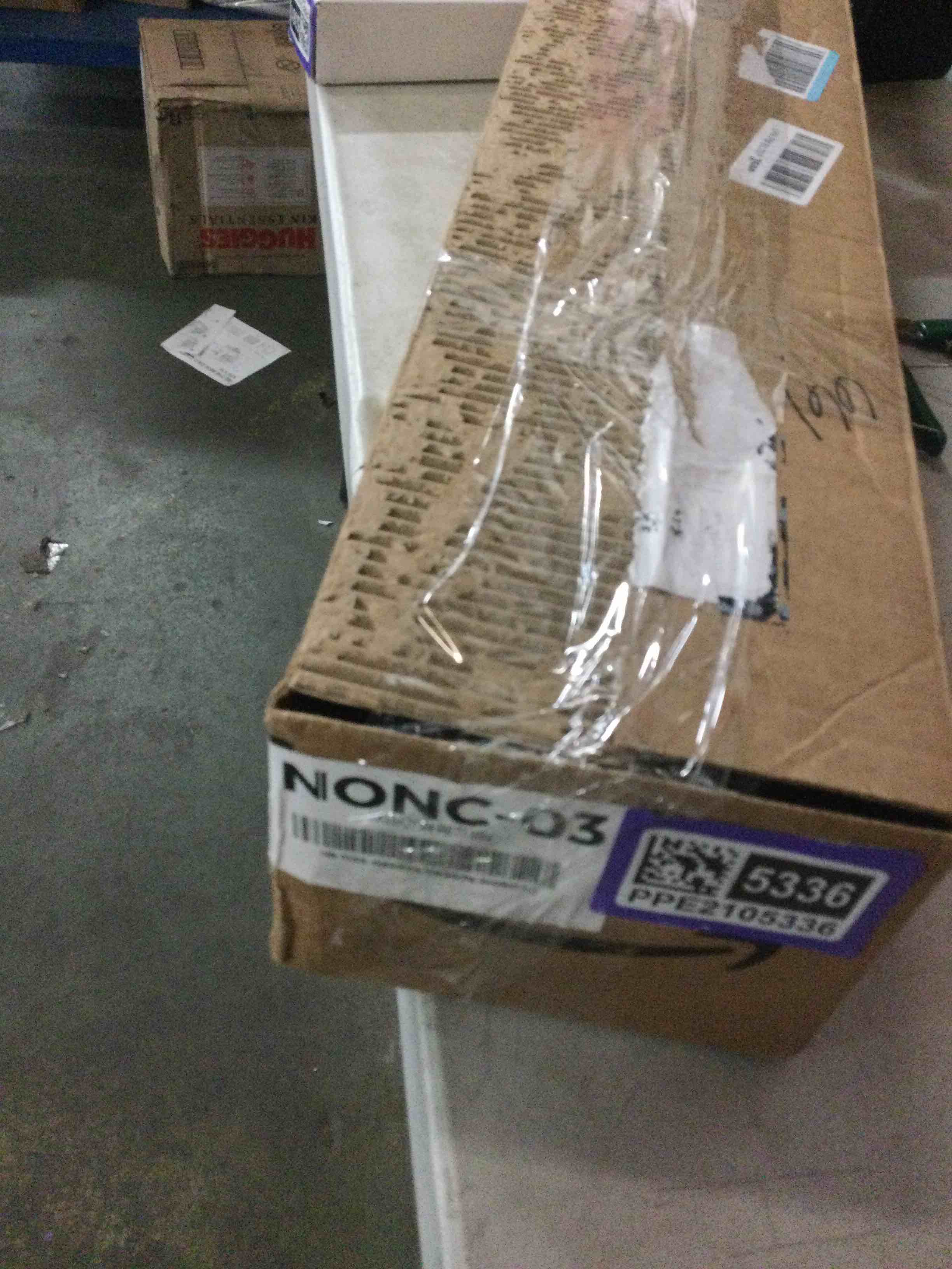 https://s3.amazonaws.com/lotting-images-prod/bidfta/PPE2105336_1759321323273.jpeg