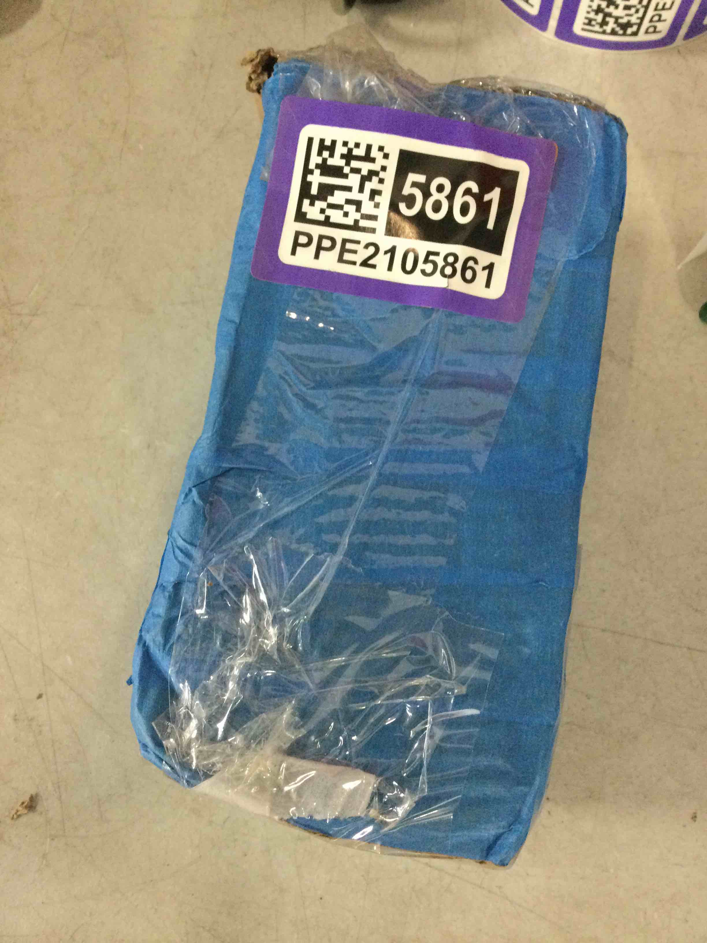 https://s3.amazonaws.com/lotting-images-prod/bidfta/PPE2105861_1759947187077.jpeg