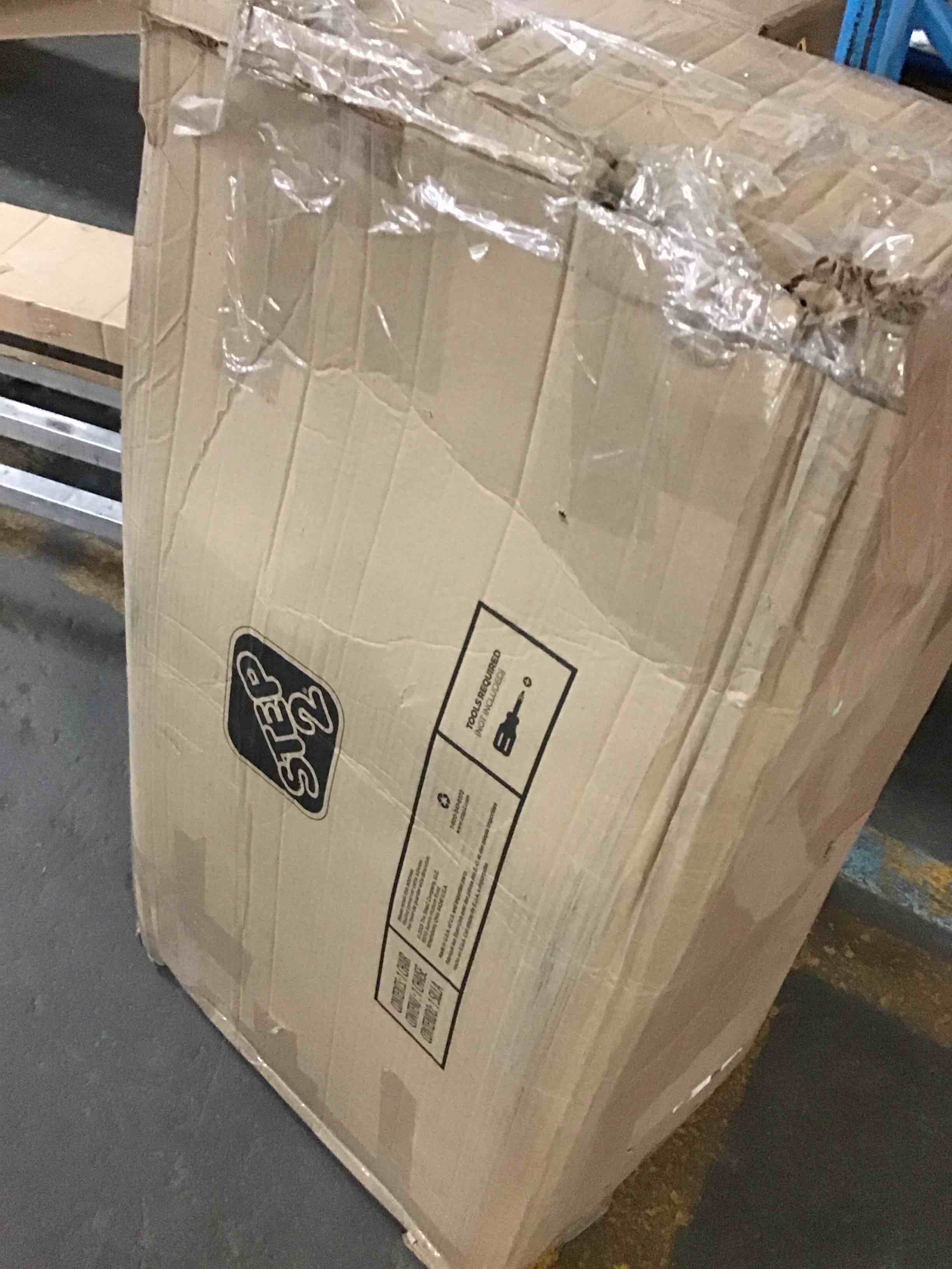 https://s3.amazonaws.com/lotting-images-prod/bidfta/PPE2106000_1760097975317.jpeg