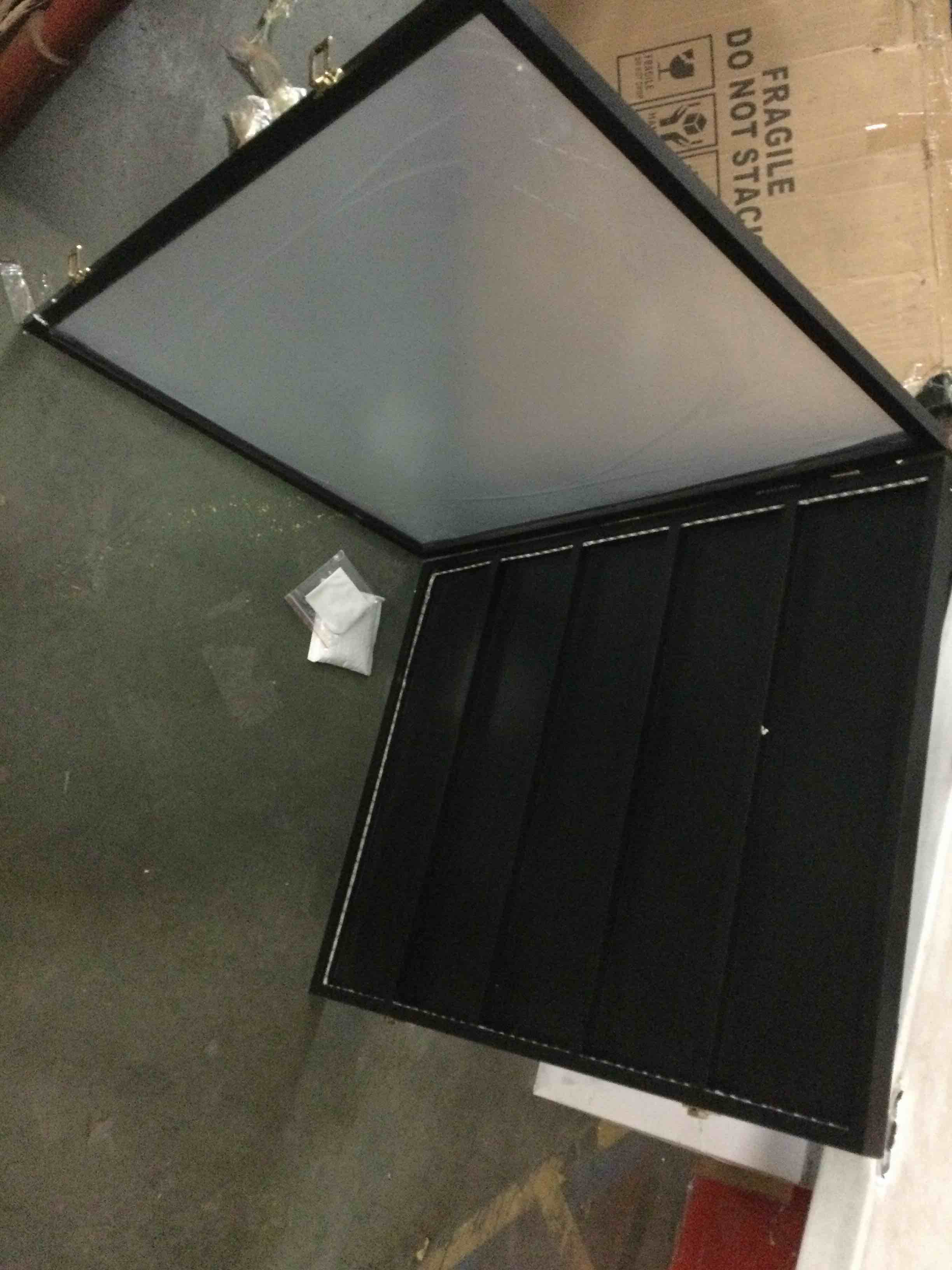 https://s3.amazonaws.com/lotting-images-prod/bidfta/PPE2106195_1760619005215.jpeg