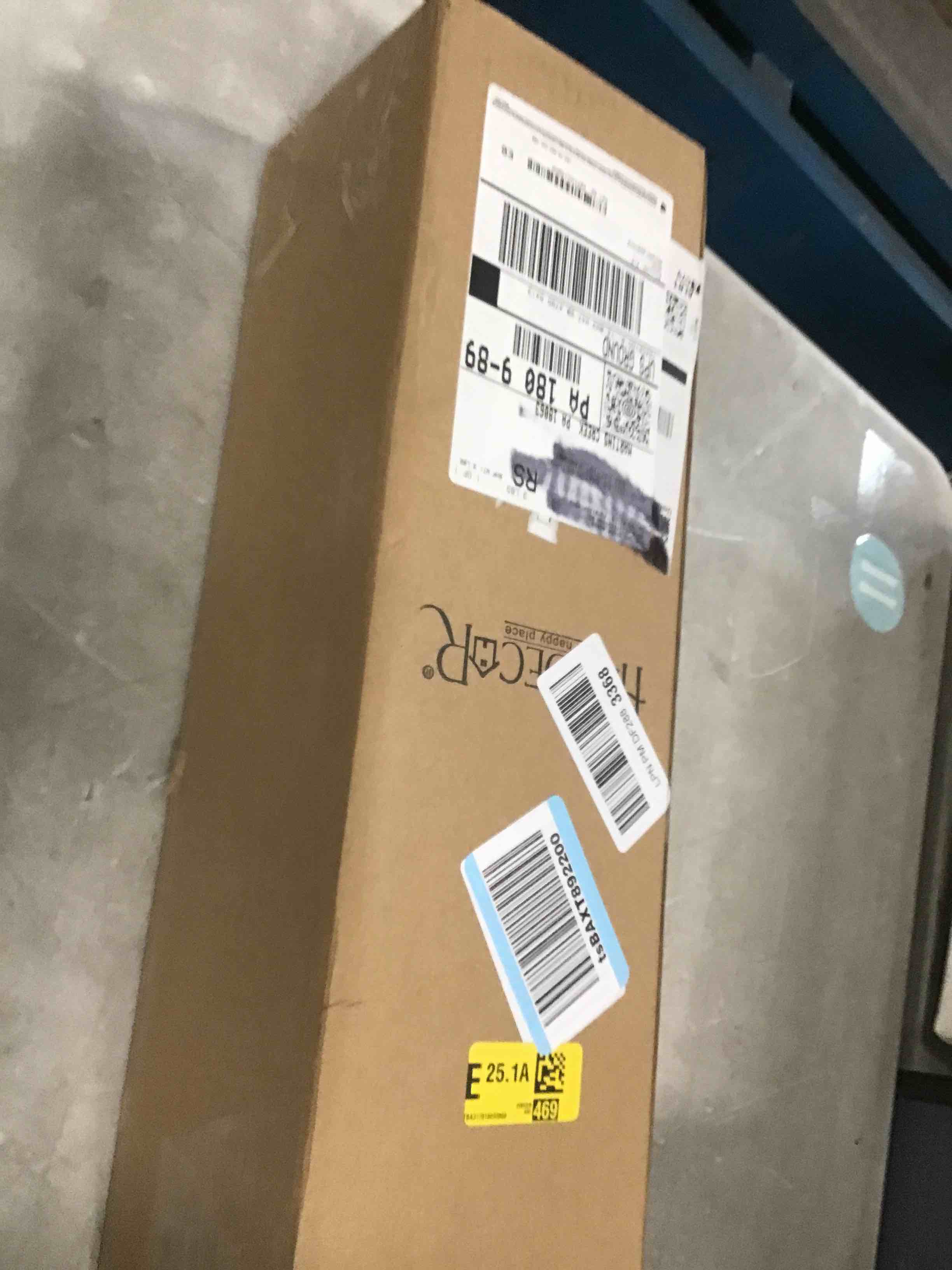 https://s3.amazonaws.com/lotting-images-prod/bidfta/PPE2107119_1735936981548.jpeg