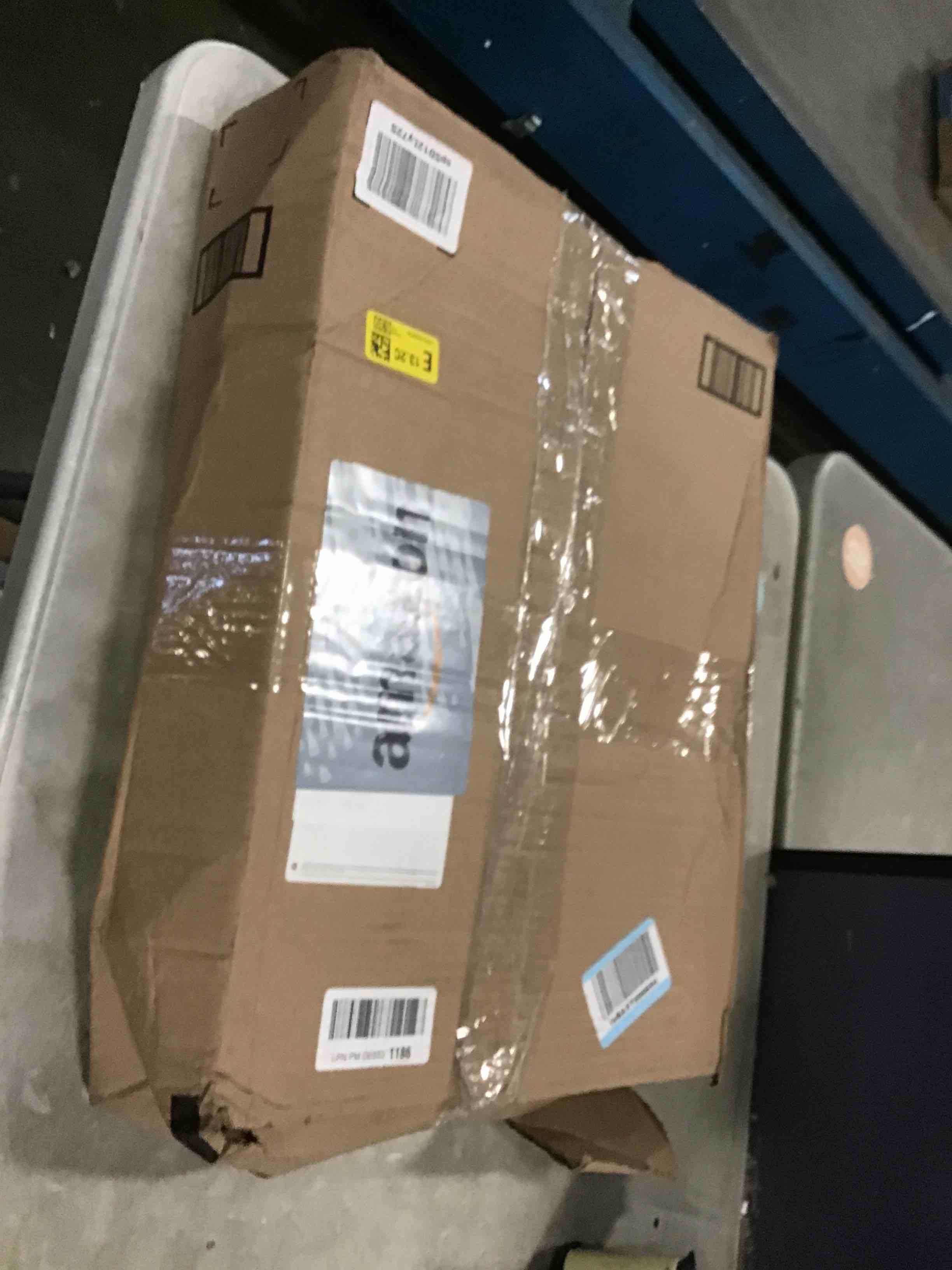 https://s3.amazonaws.com/lotting-images-prod/bidfta/PPE2107275_1736003557873.jpeg