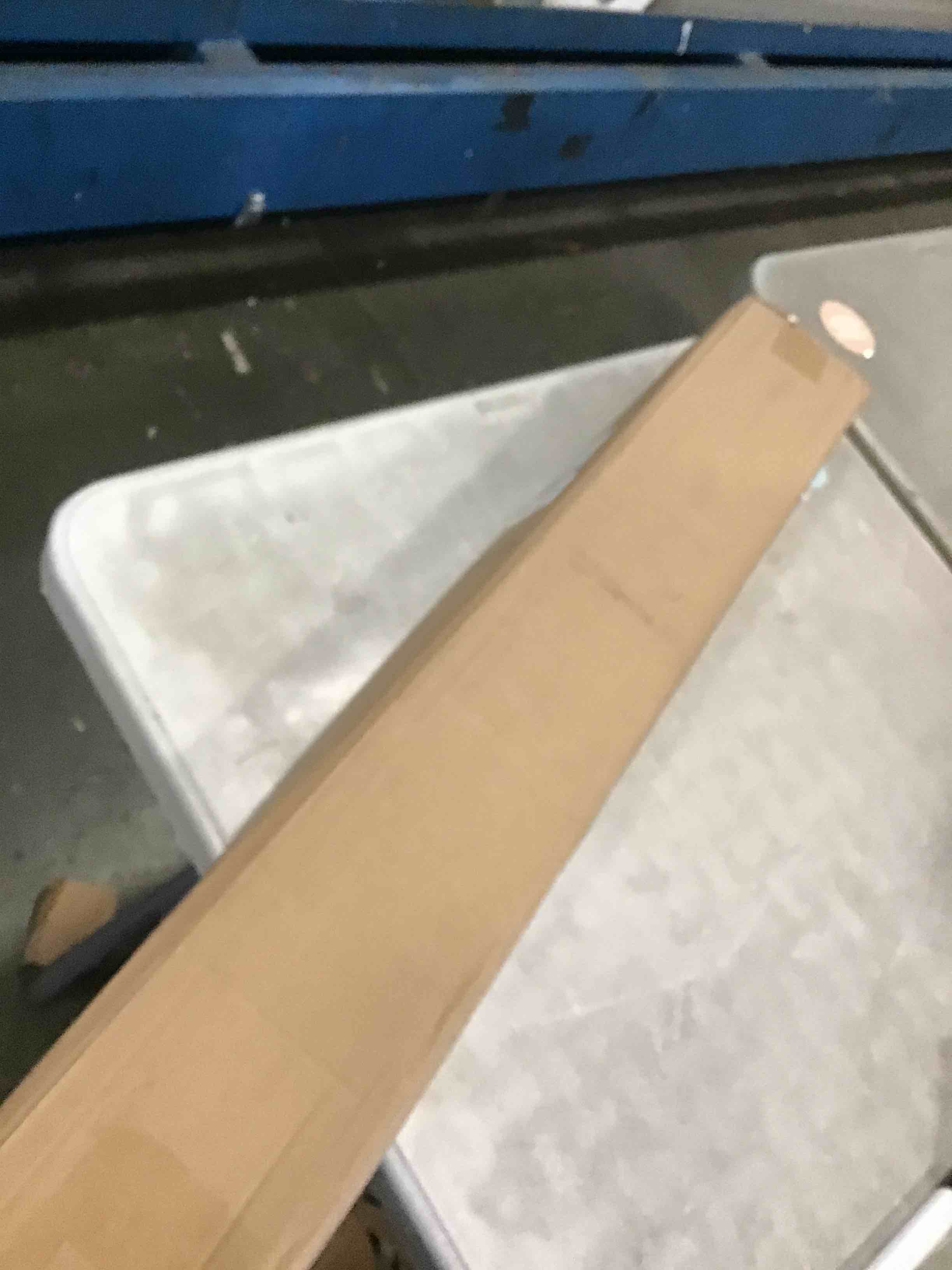 https://s3.amazonaws.com/lotting-images-prod/bidfta/PPE2107314_1736007494691.jpeg