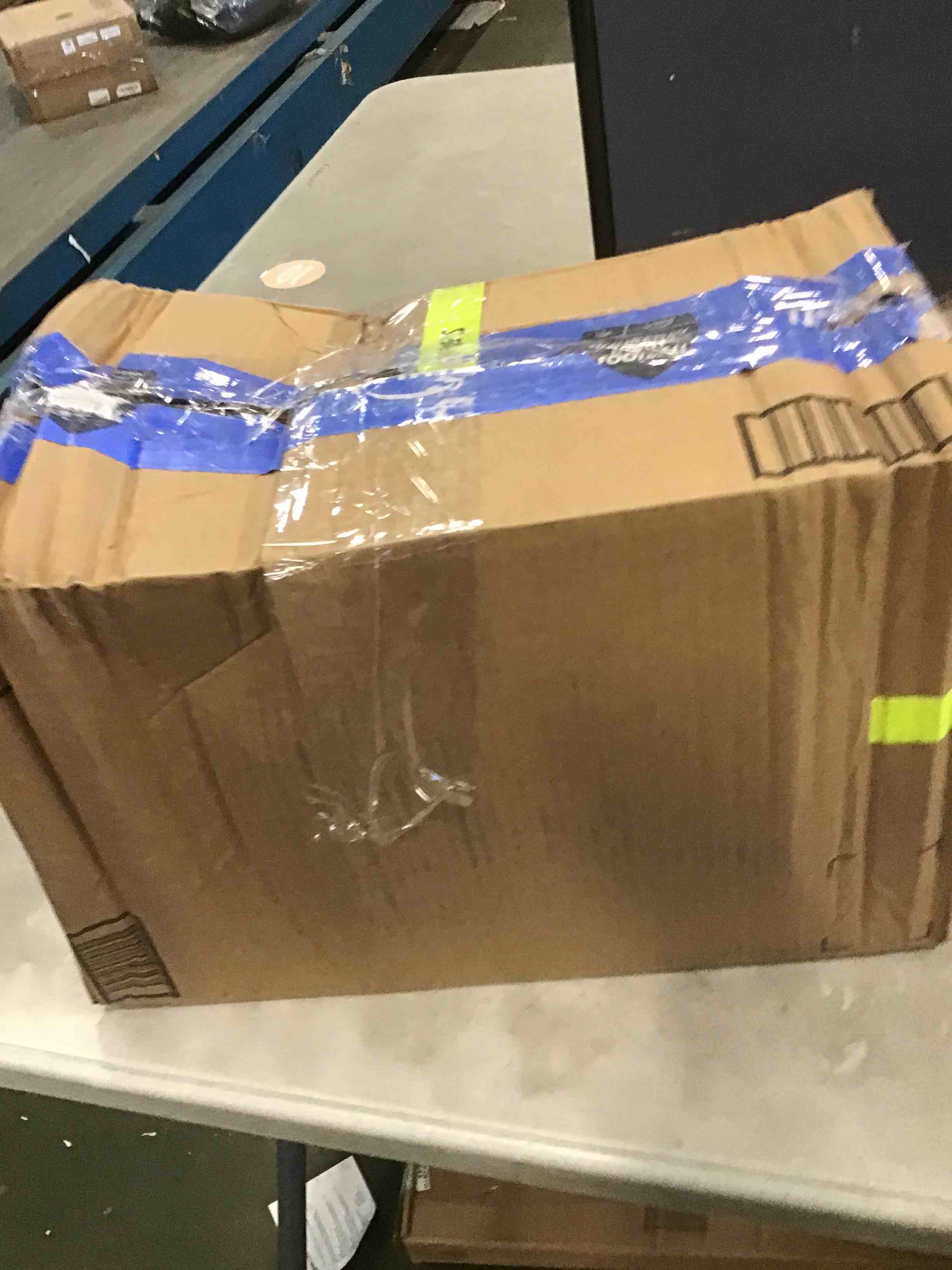 https://s3.amazonaws.com/lotting-images-prod/bidfta/PPE2107332_1736009729621.jpeg