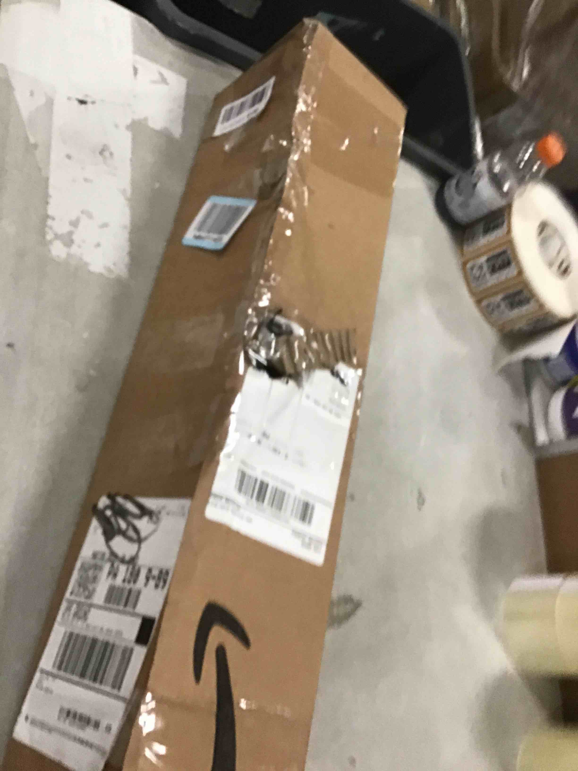 https://s3.amazonaws.com/lotting-images-prod/bidfta/PPE2107377_1736167578658.jpeg