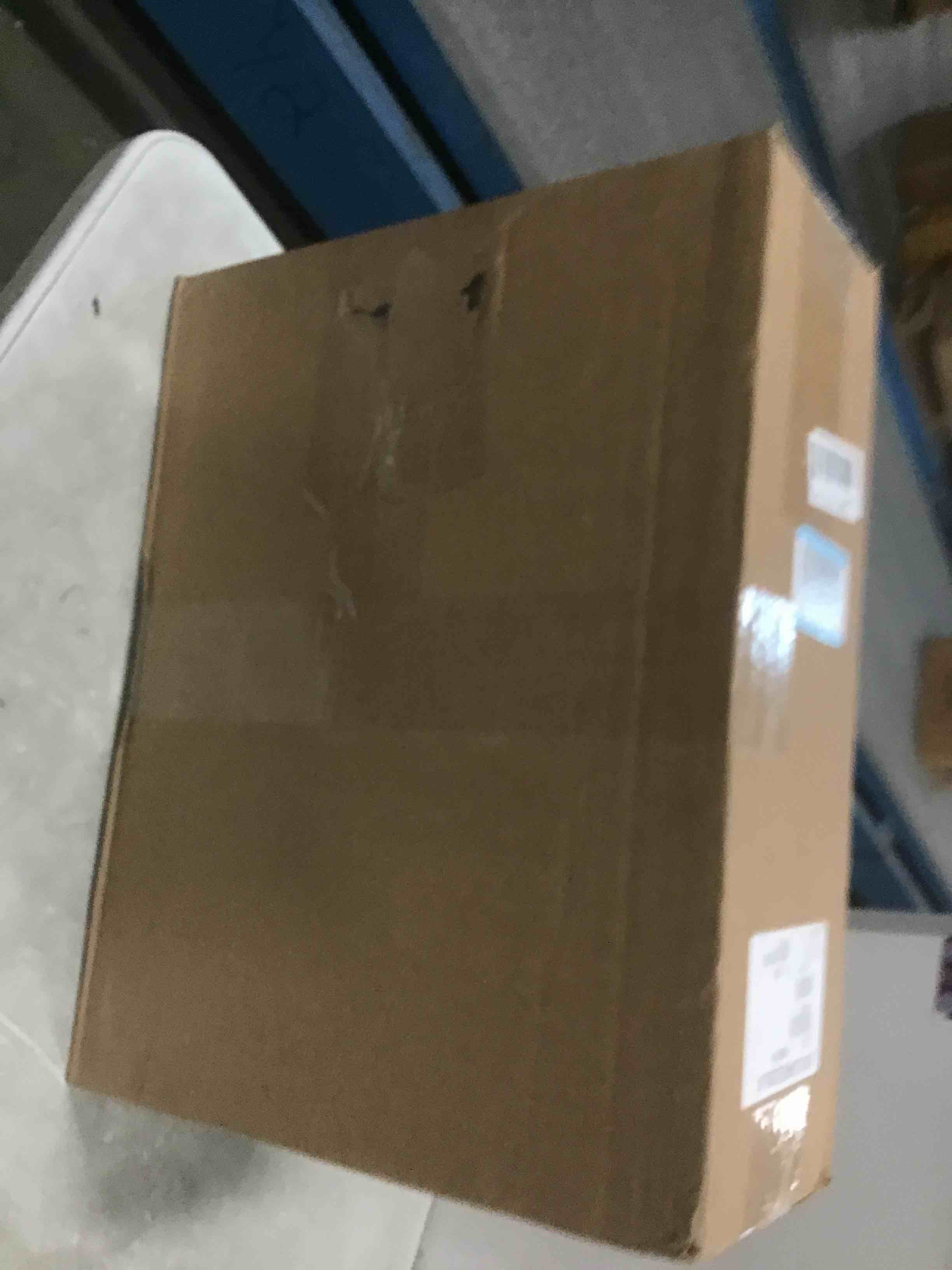 https://s3.amazonaws.com/lotting-images-prod/bidfta/PPE2107562_1736253371248.jpeg