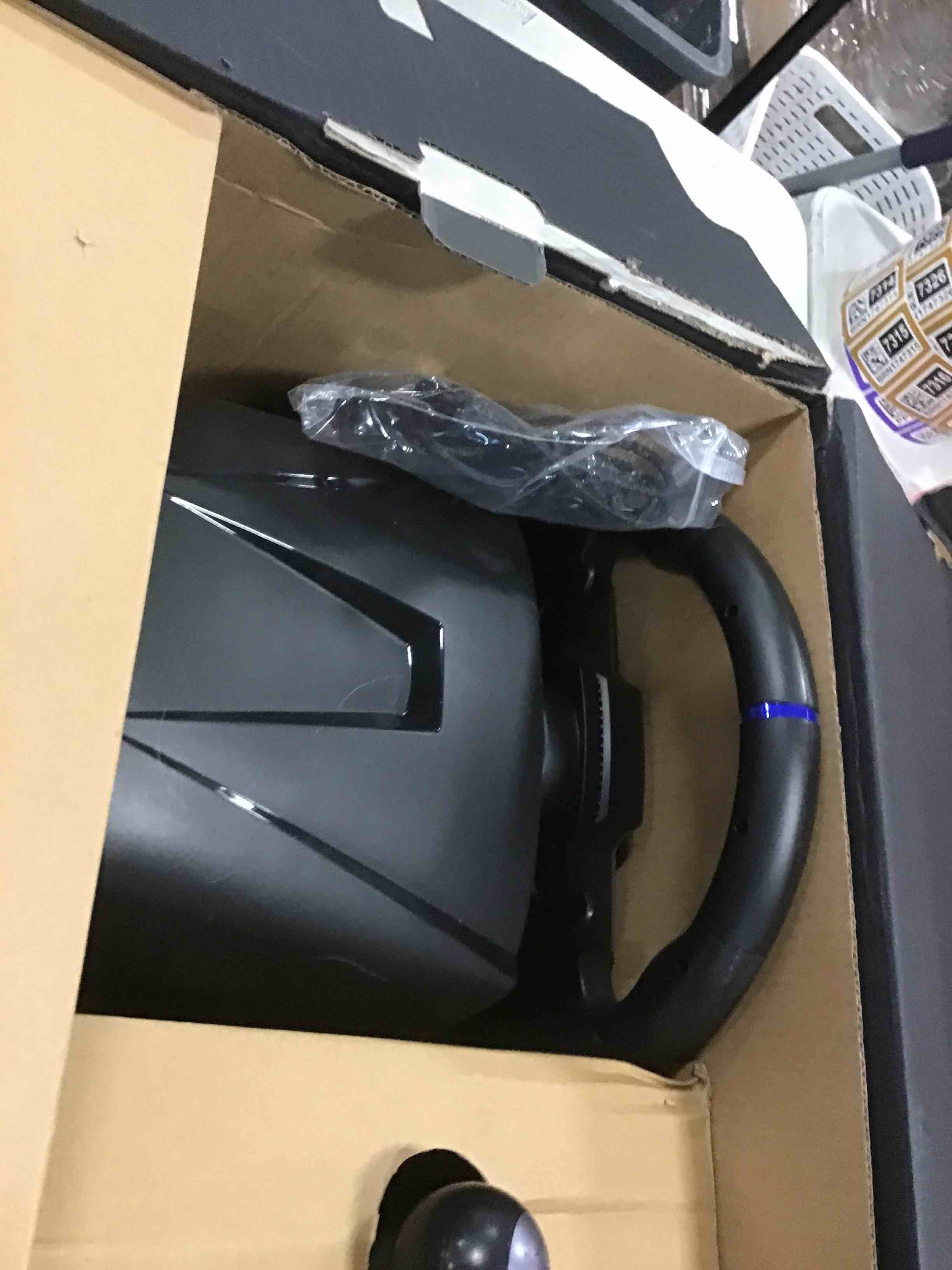 https://s3.amazonaws.com/lotting-images-prod/bidfta/PPE2107641_1736258848734.jpeg