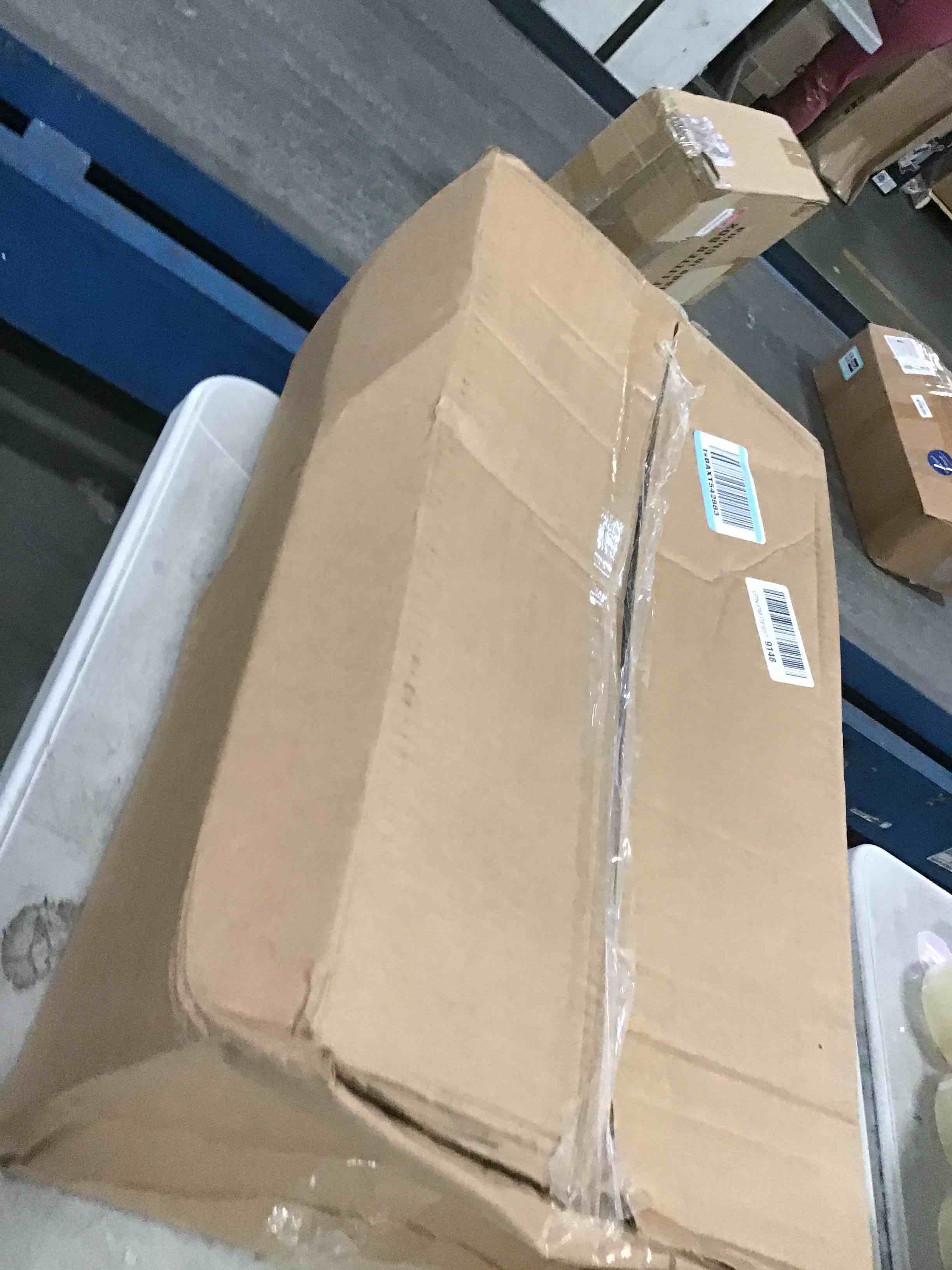 https://s3.amazonaws.com/lotting-images-prod/bidfta/PPE2108224_1736363142497.jpeg