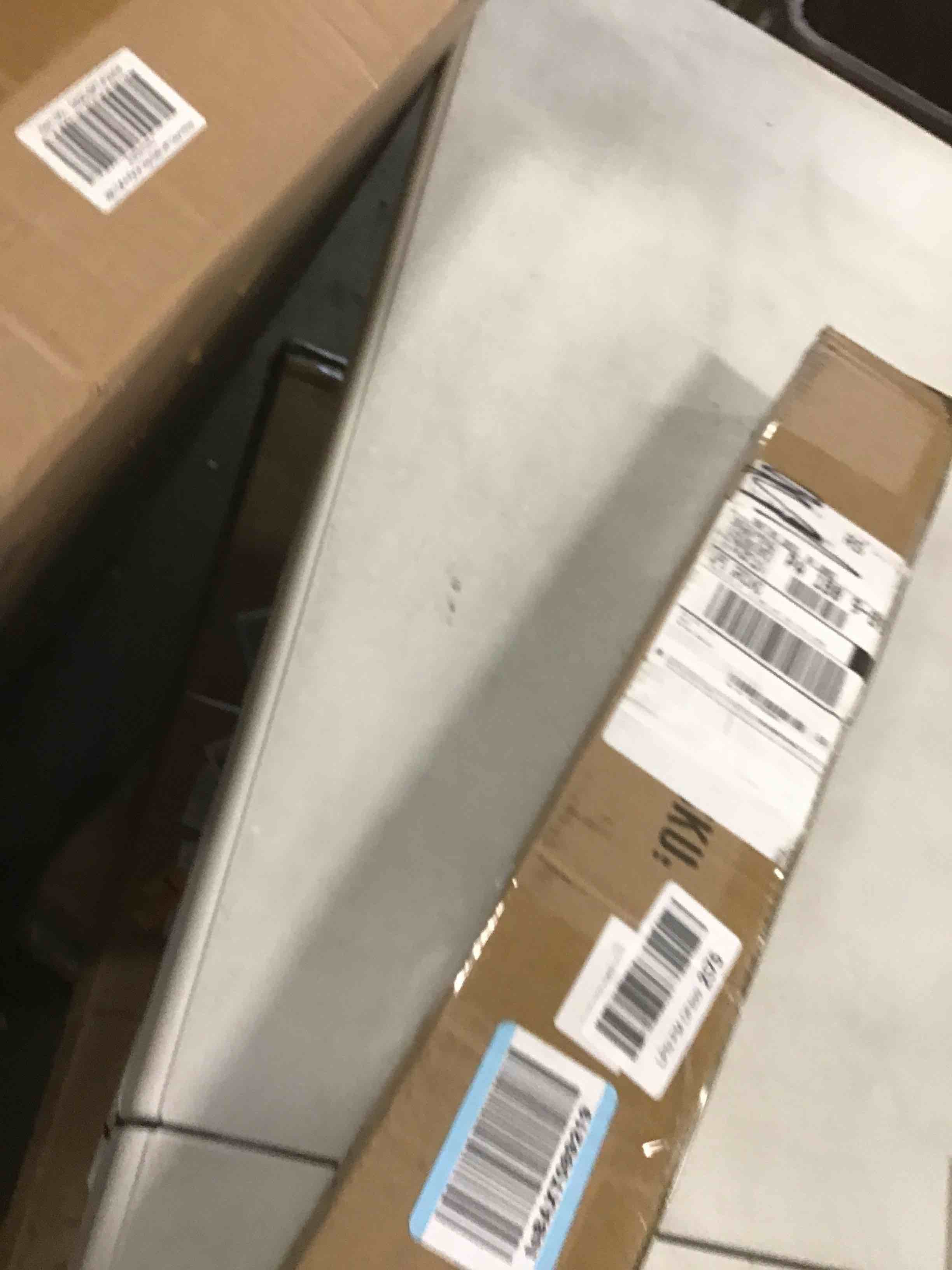 https://s3.amazonaws.com/lotting-images-prod/bidfta/PPE2108468_1736436121752.jpeg