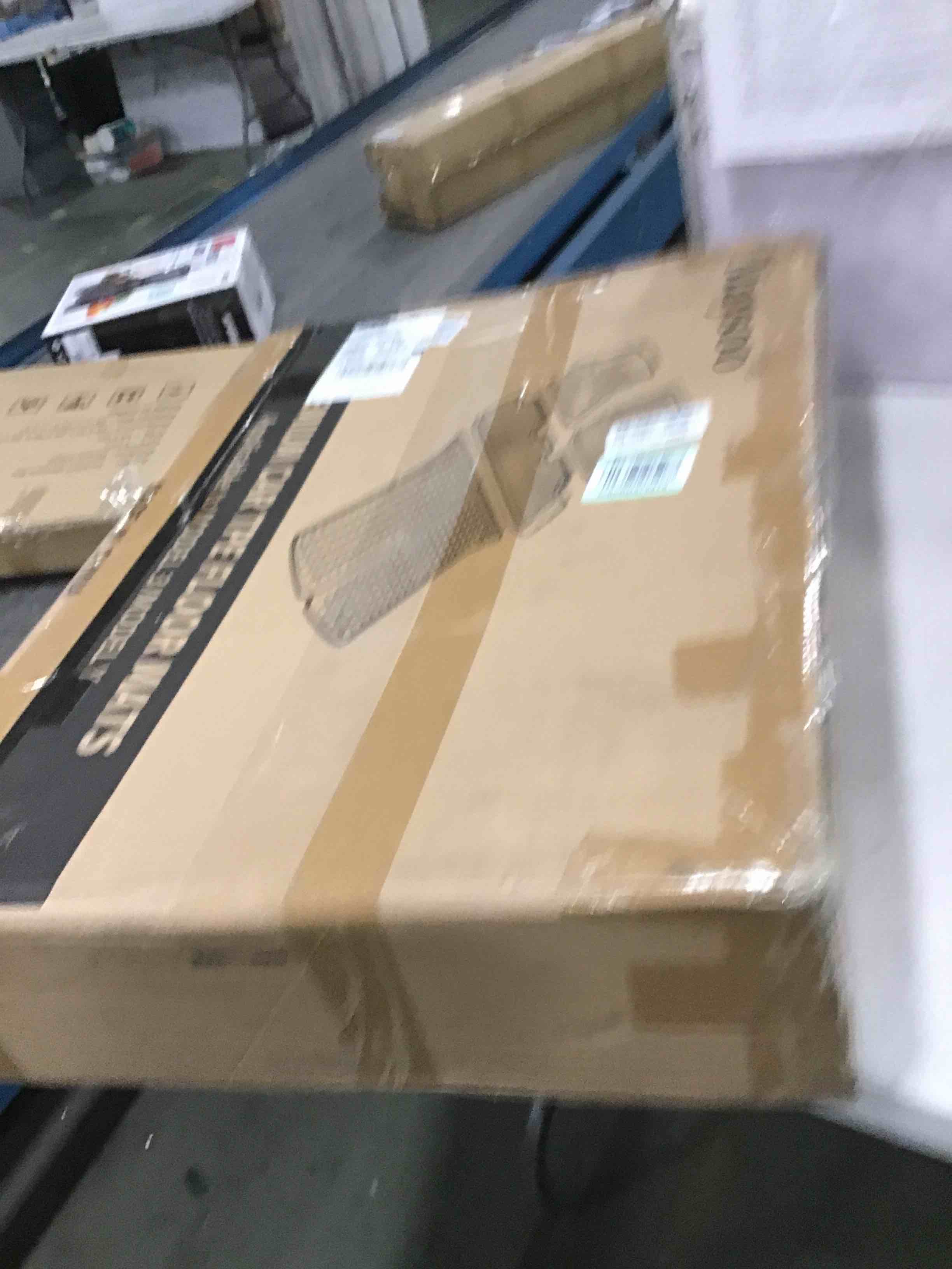 https://s3.amazonaws.com/lotting-images-prod/bidfta/PPE2108753_1736511642616.jpeg
