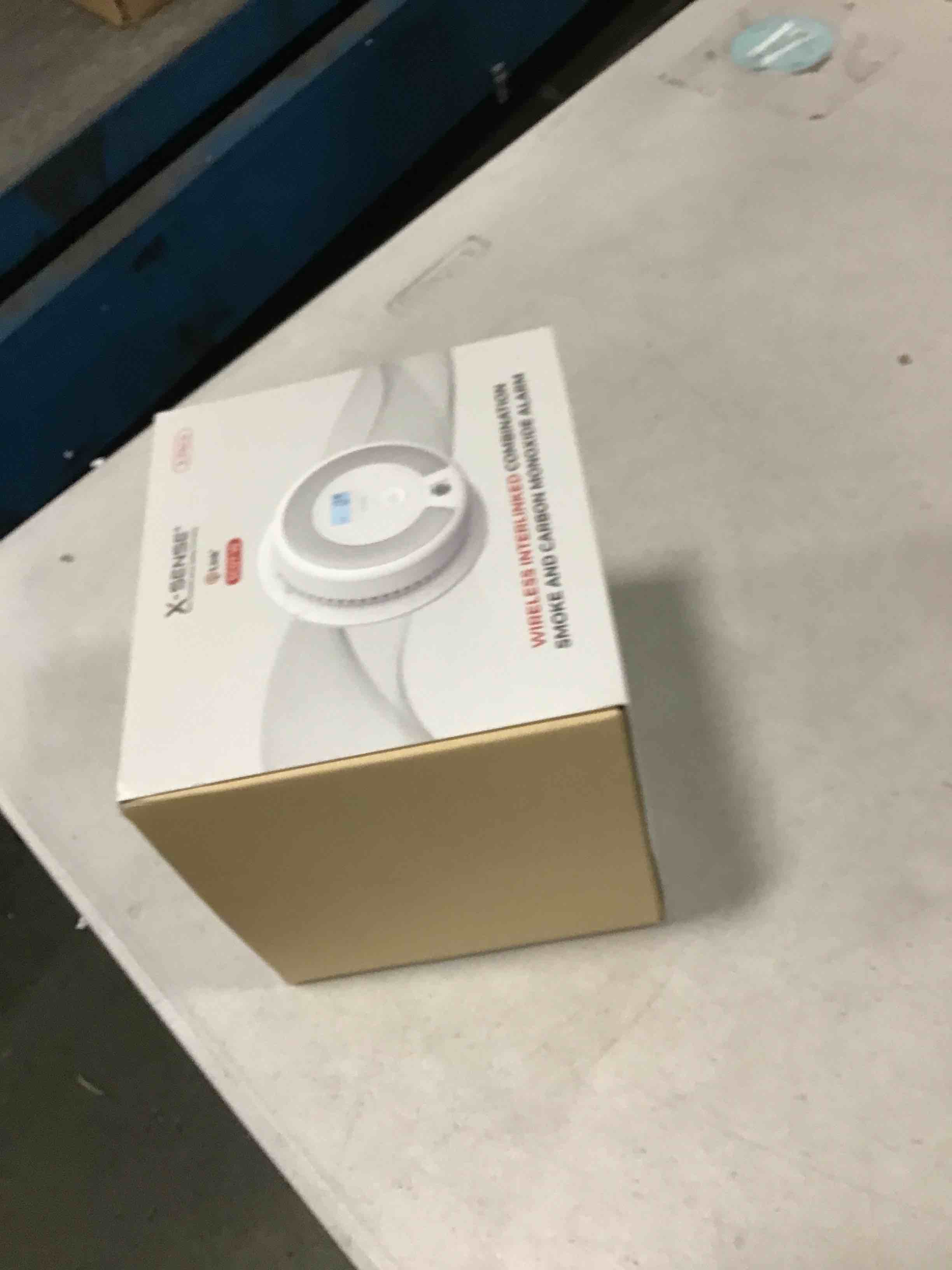 https://s3.amazonaws.com/lotting-images-prod/bidfta/PPE2108794_1736514961240.jpeg