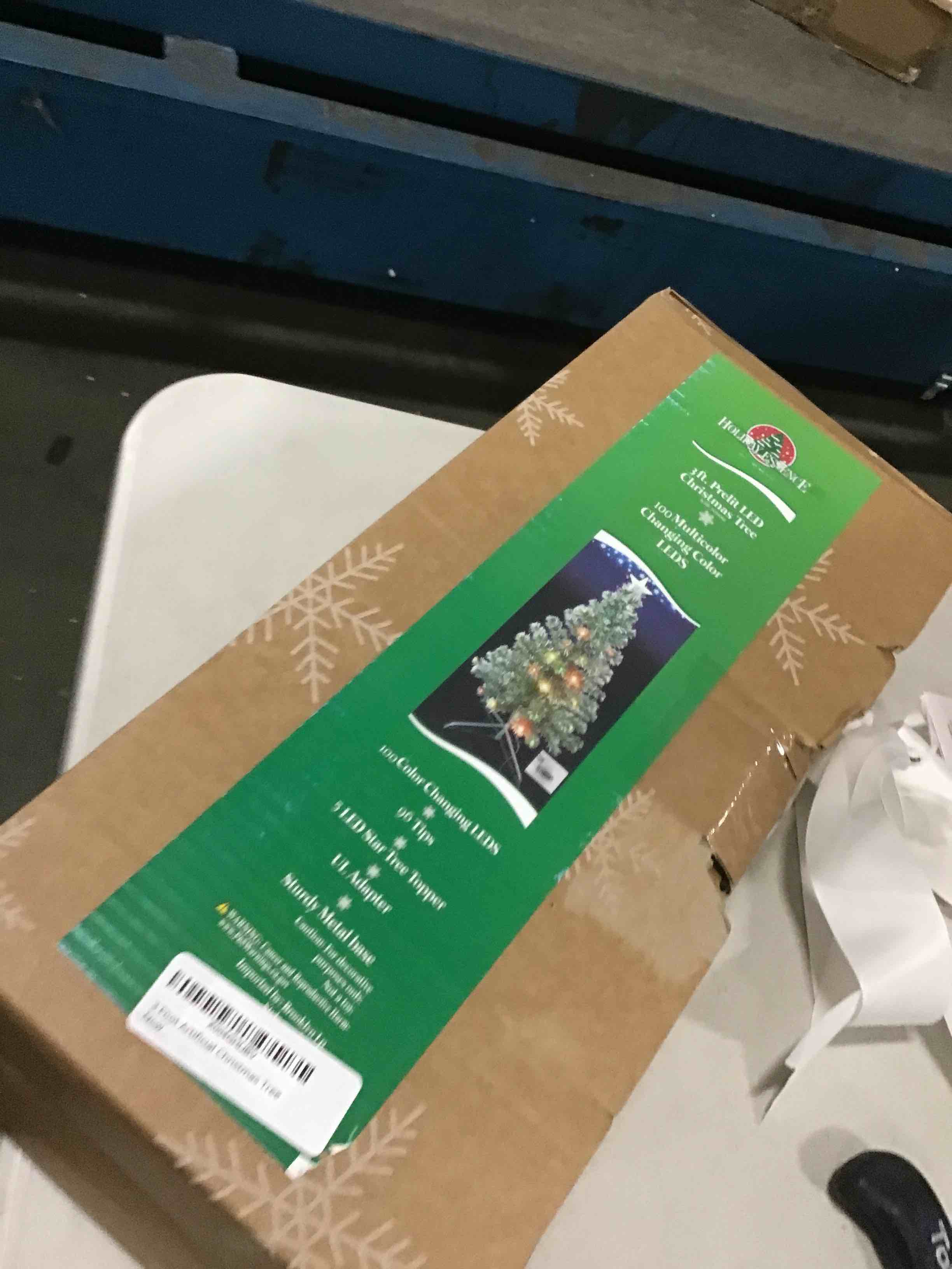 https://s3.amazonaws.com/lotting-images-prod/bidfta/PPE2108853_1736518887233.jpeg