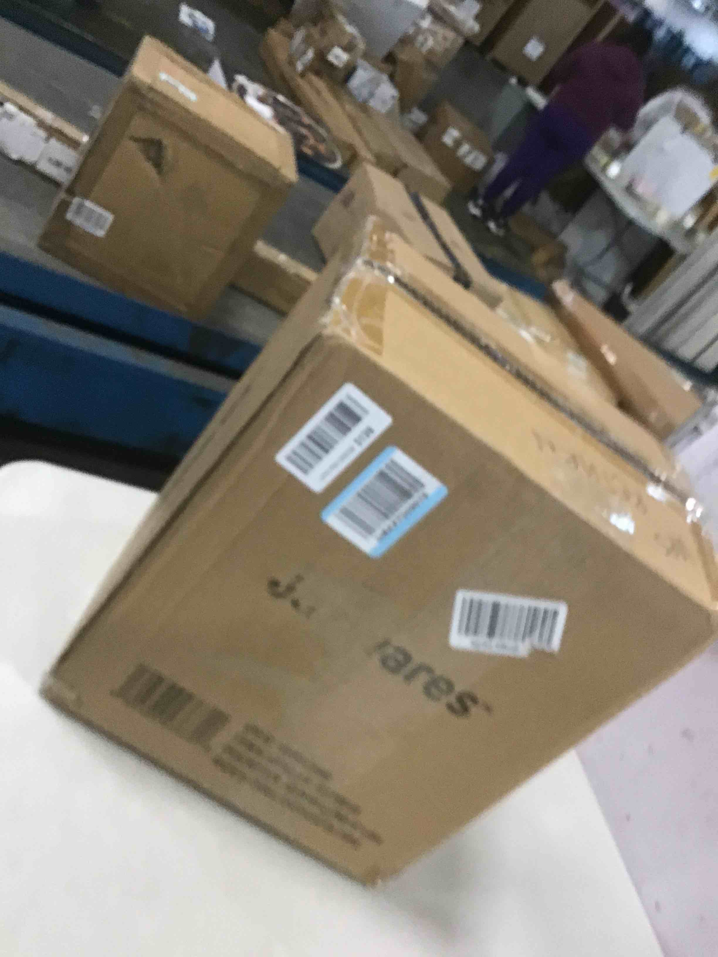 https://s3.amazonaws.com/lotting-images-prod/bidfta/PPE2109283_1736606204446.jpeg