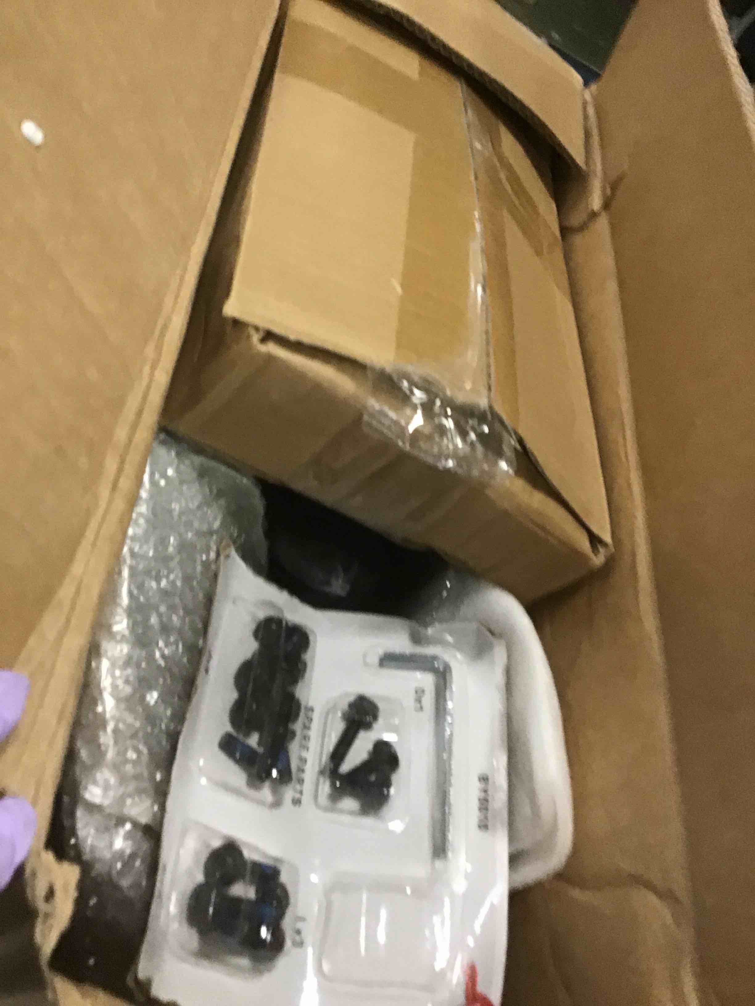 https://s3.amazonaws.com/lotting-images-prod/bidfta/PPE2109299_1736606864872.jpeg