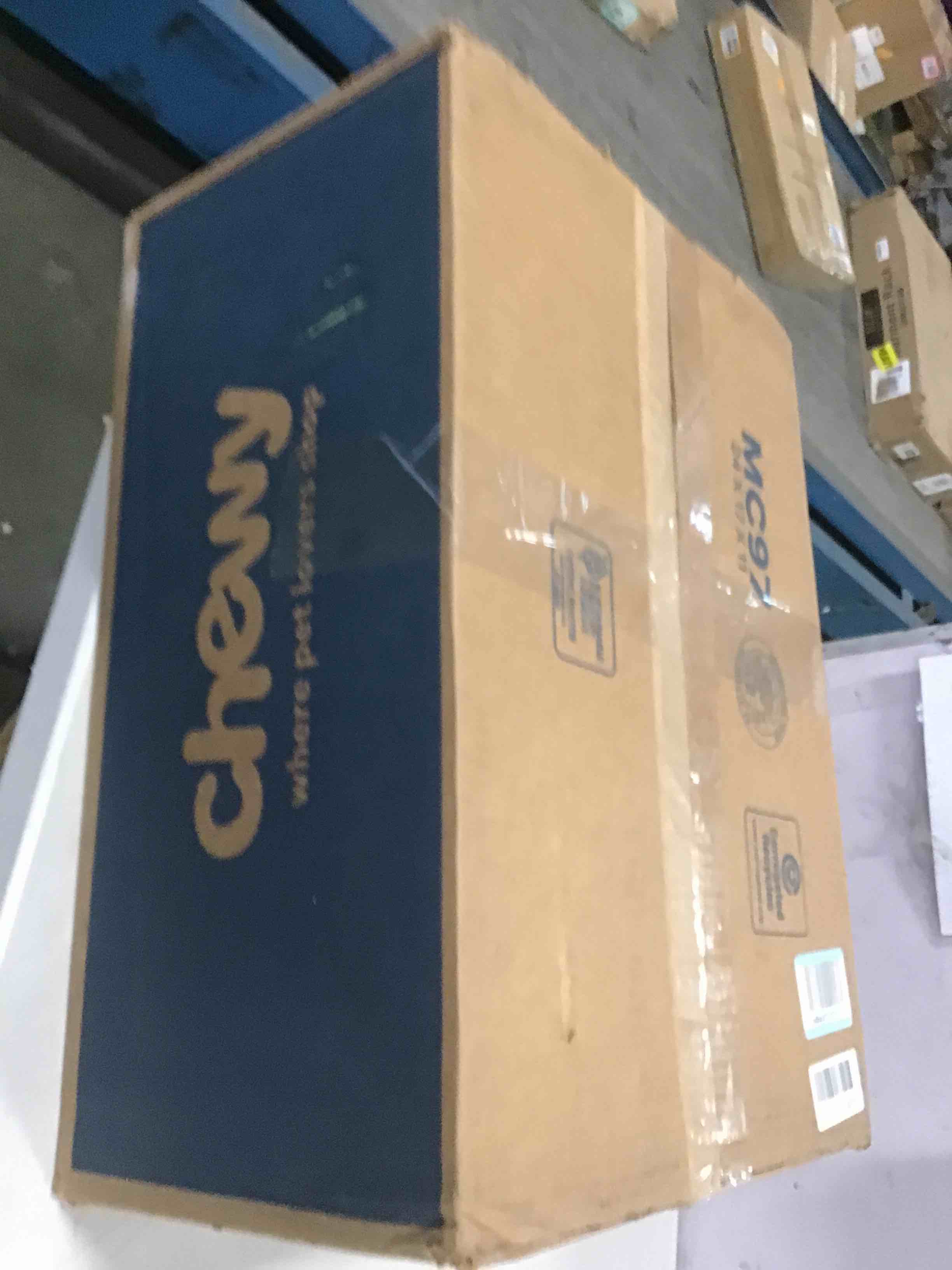 https://s3.amazonaws.com/lotting-images-prod/bidfta/PPE2109361_1736610126710.jpeg