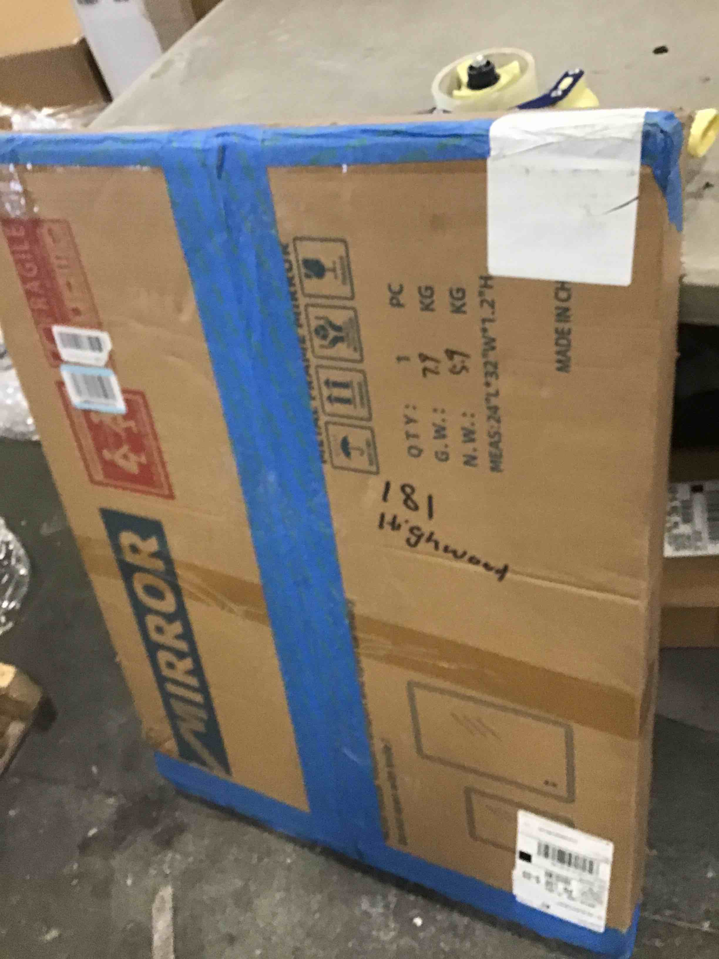 https://s3.amazonaws.com/lotting-images-prod/bidfta/PPE2109671_1736783518375.jpeg