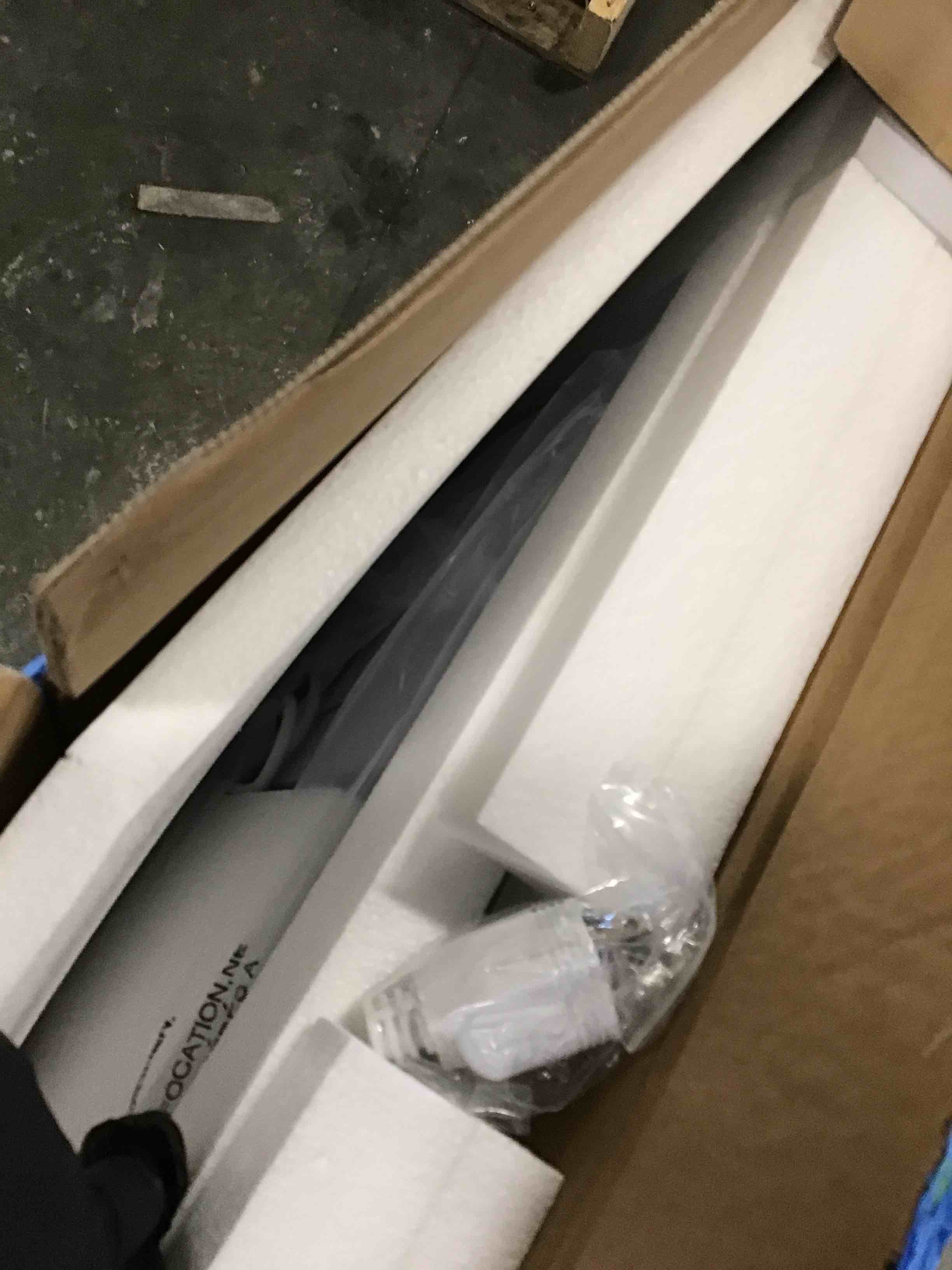 https://s3.amazonaws.com/lotting-images-prod/bidfta/PPE2109671_1736783539097.jpeg