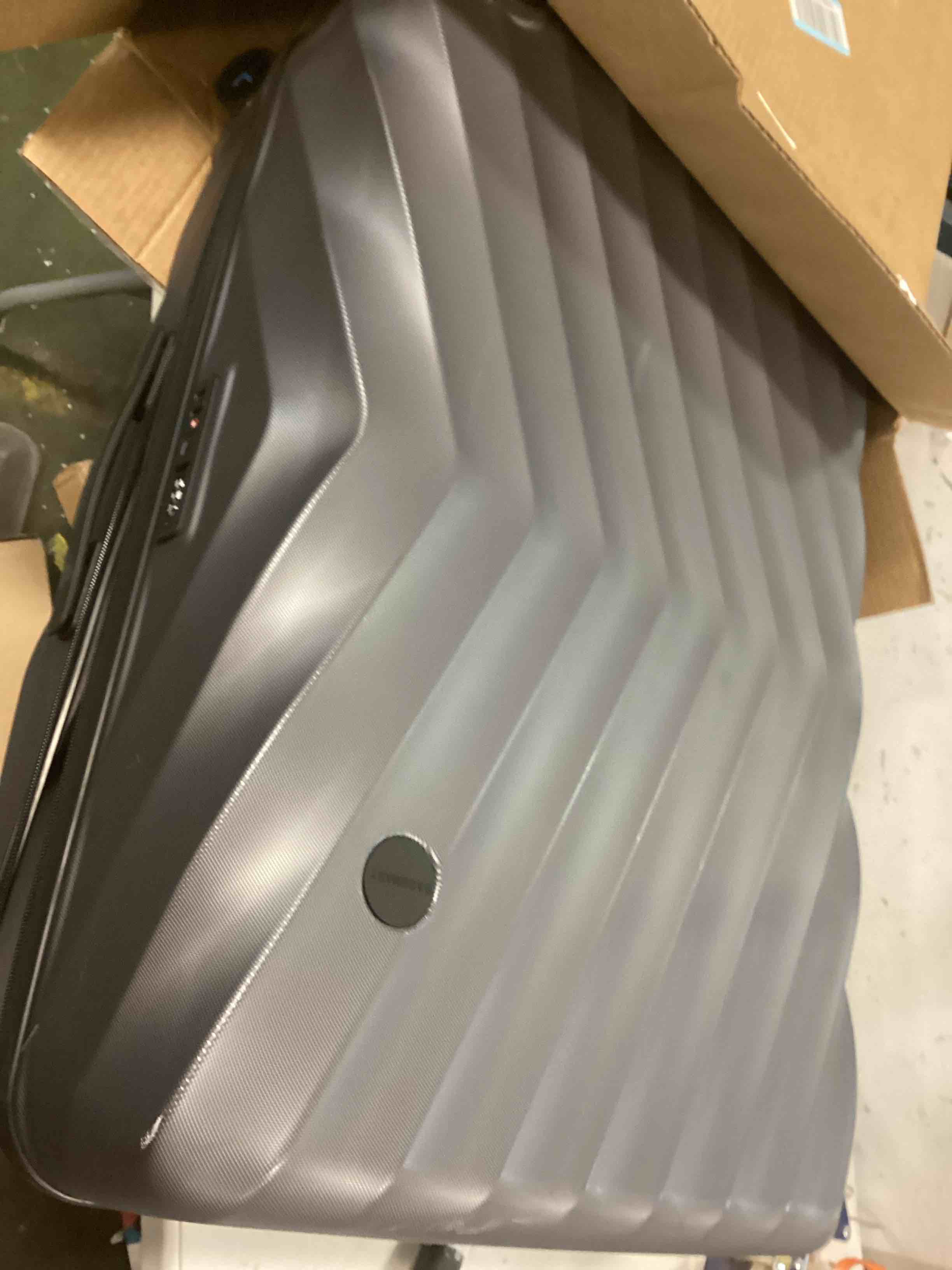 https://s3.amazonaws.com/lotting-images-prod/bidfta/PPE2110103_1735676772924.jpeg