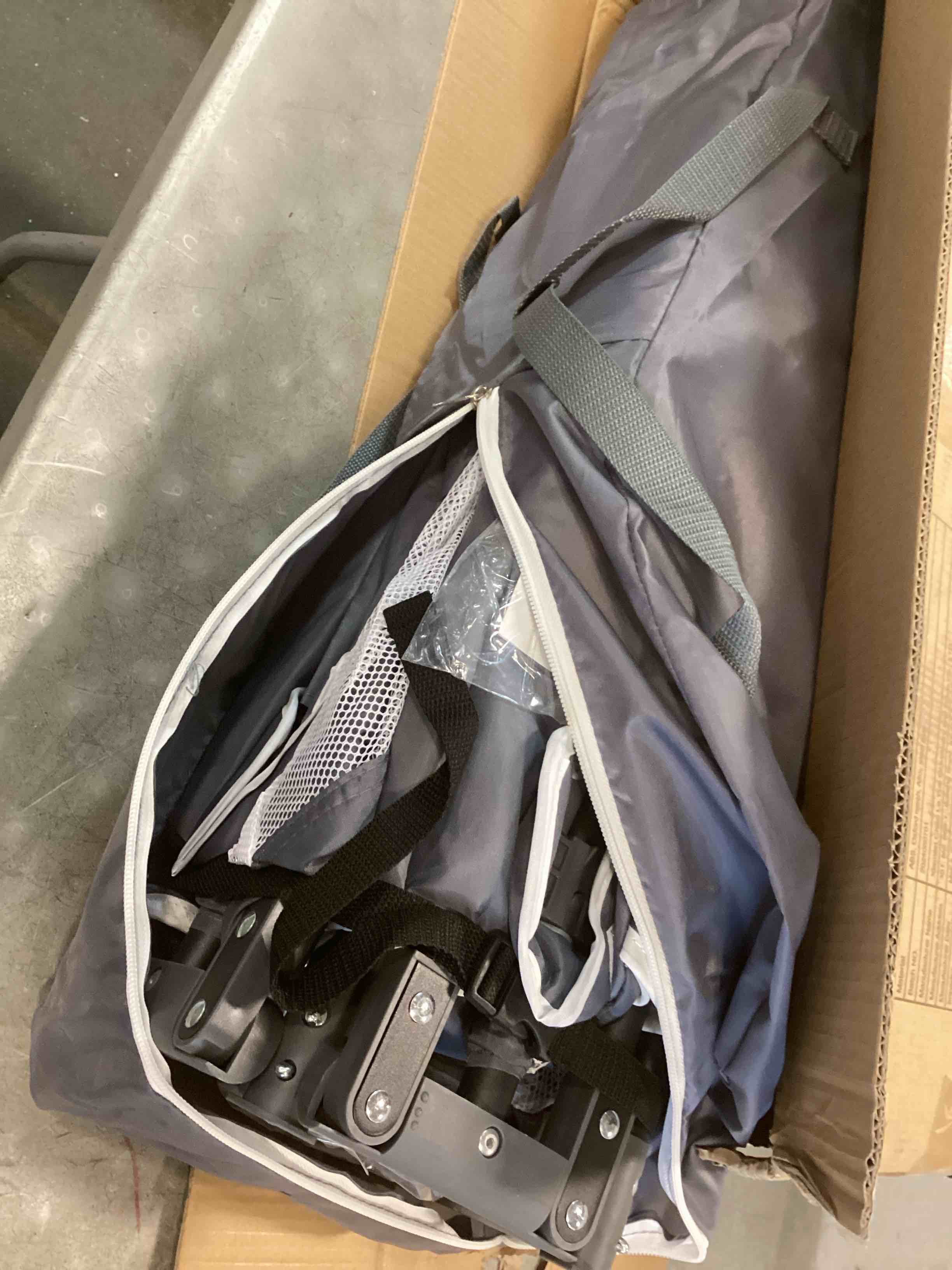 https://s3.amazonaws.com/lotting-images-prod/bidfta/PPE2110326_1735915079347.jpeg