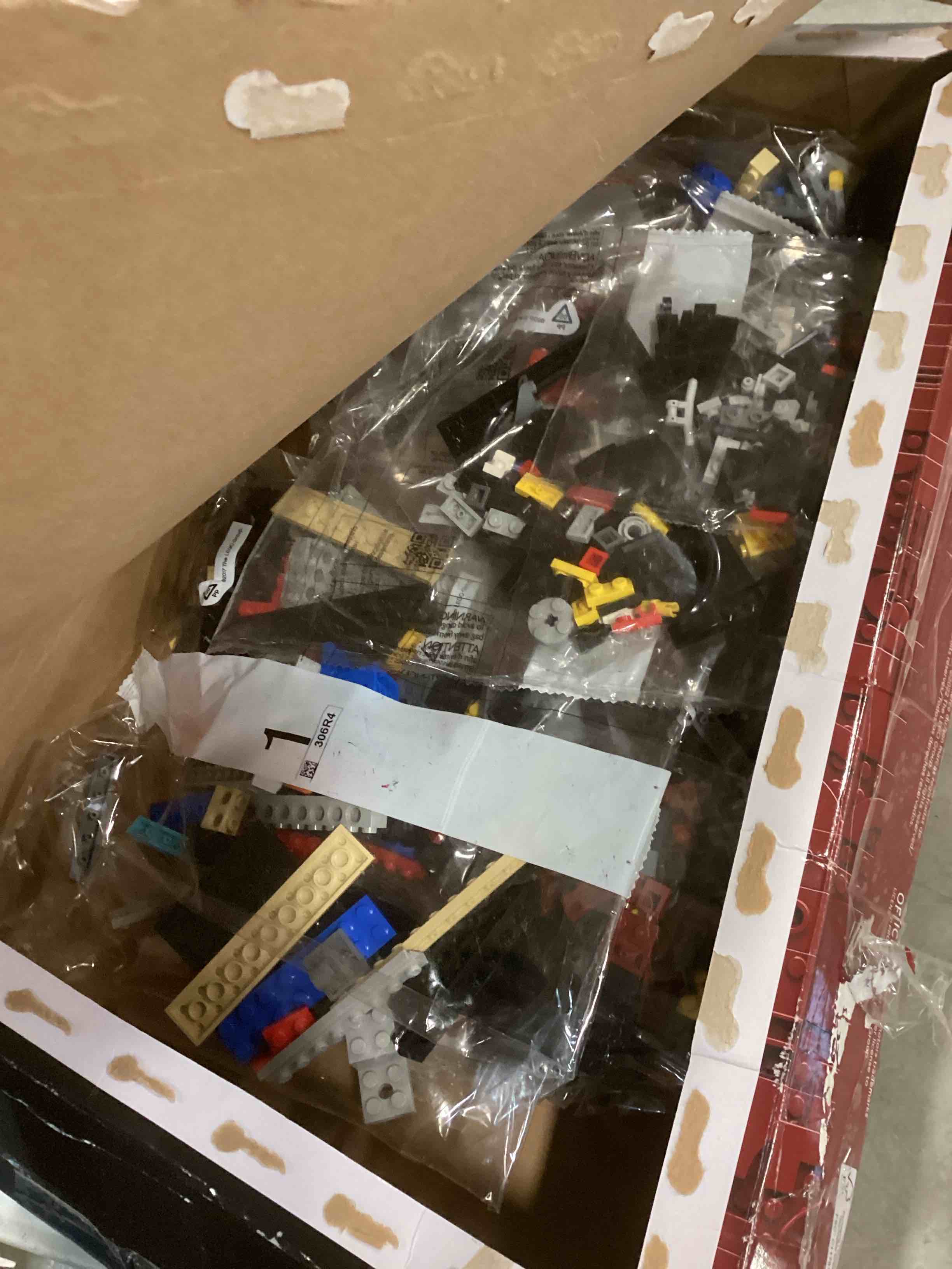https://s3.amazonaws.com/lotting-images-prod/bidfta/PPE2110361_1735920727948.jpeg