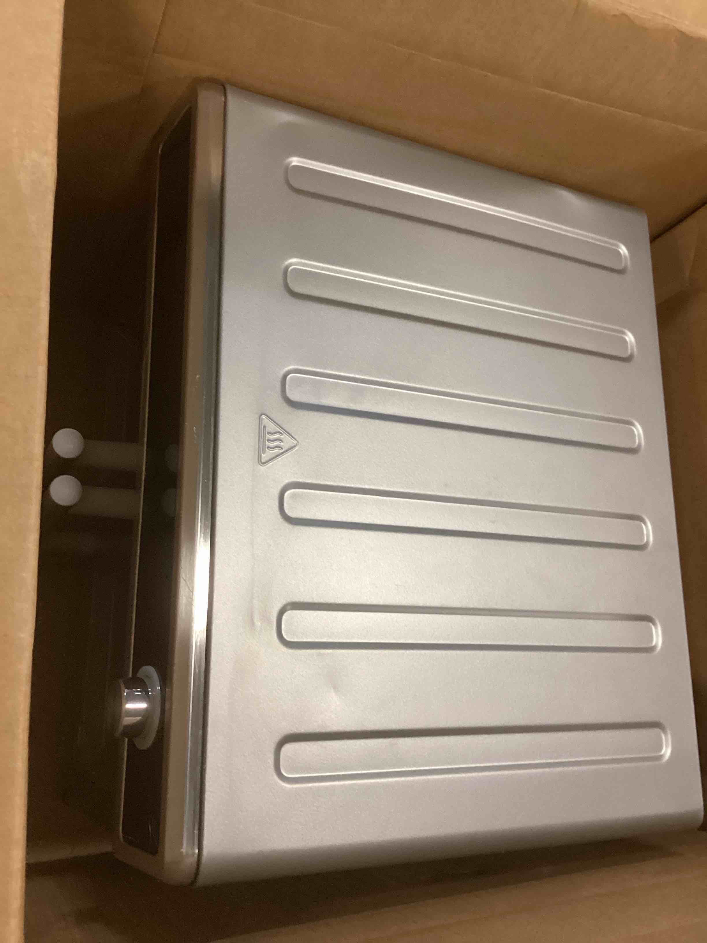 https://s3.amazonaws.com/lotting-images-prod/bidfta/PPE2110388_1735923300412.jpeg