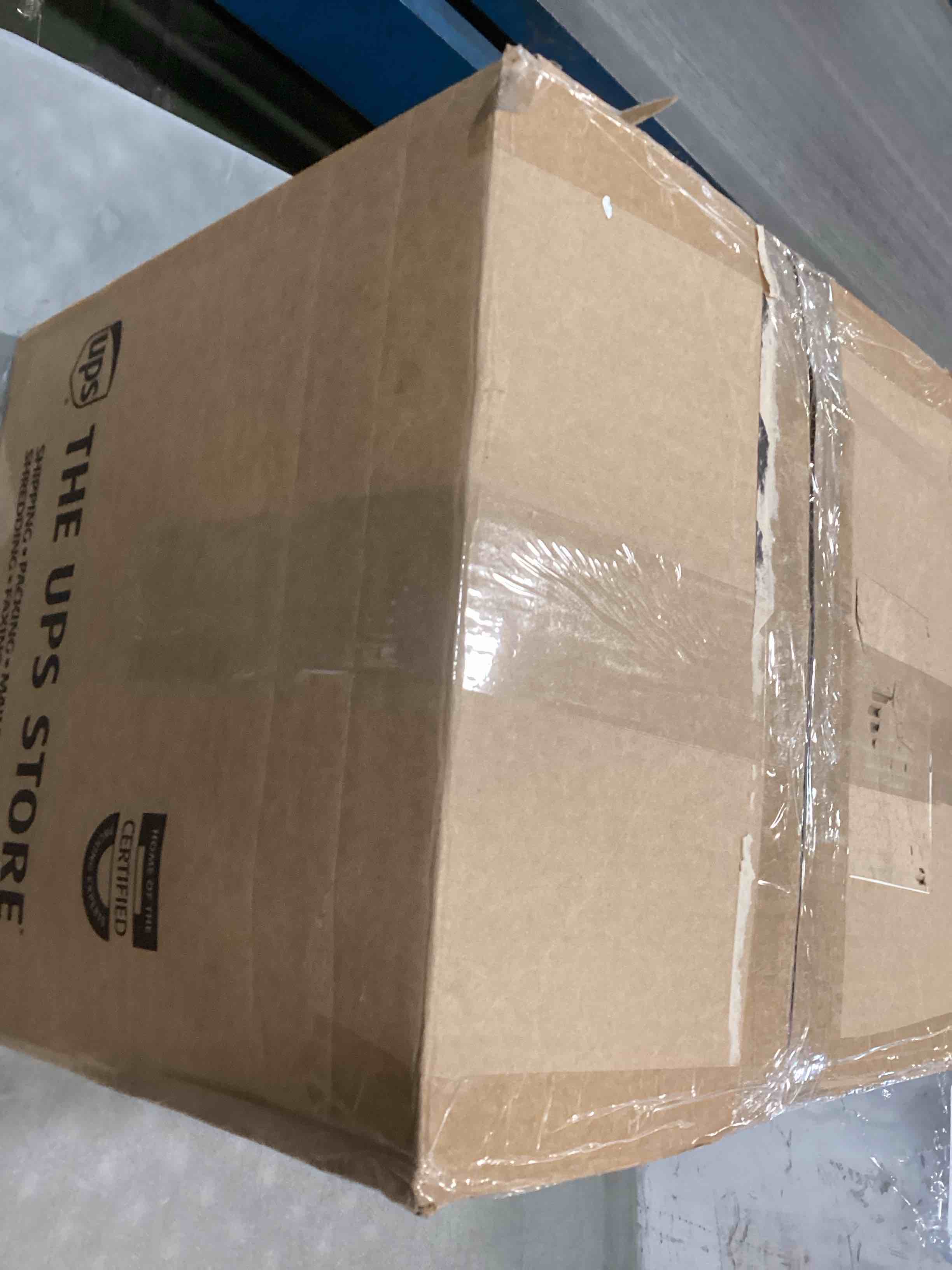 https://s3.amazonaws.com/lotting-images-prod/bidfta/PPE2110388_1735923323565.jpeg