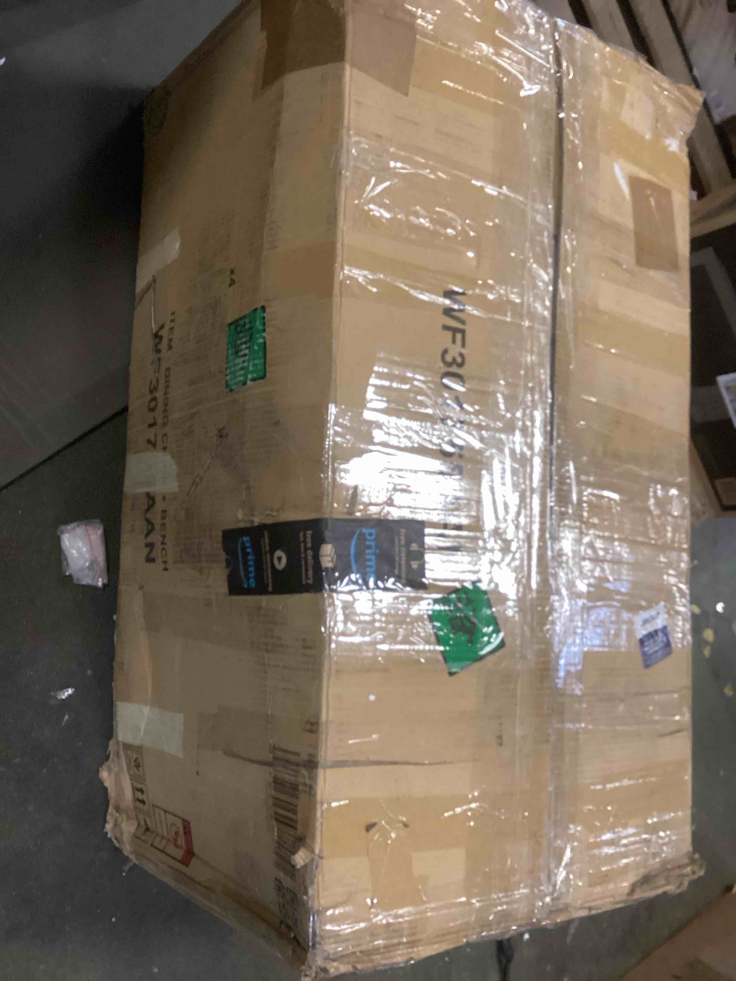 https://s3.amazonaws.com/lotting-images-prod/bidfta/PPE2110455_1735932724739.jpeg