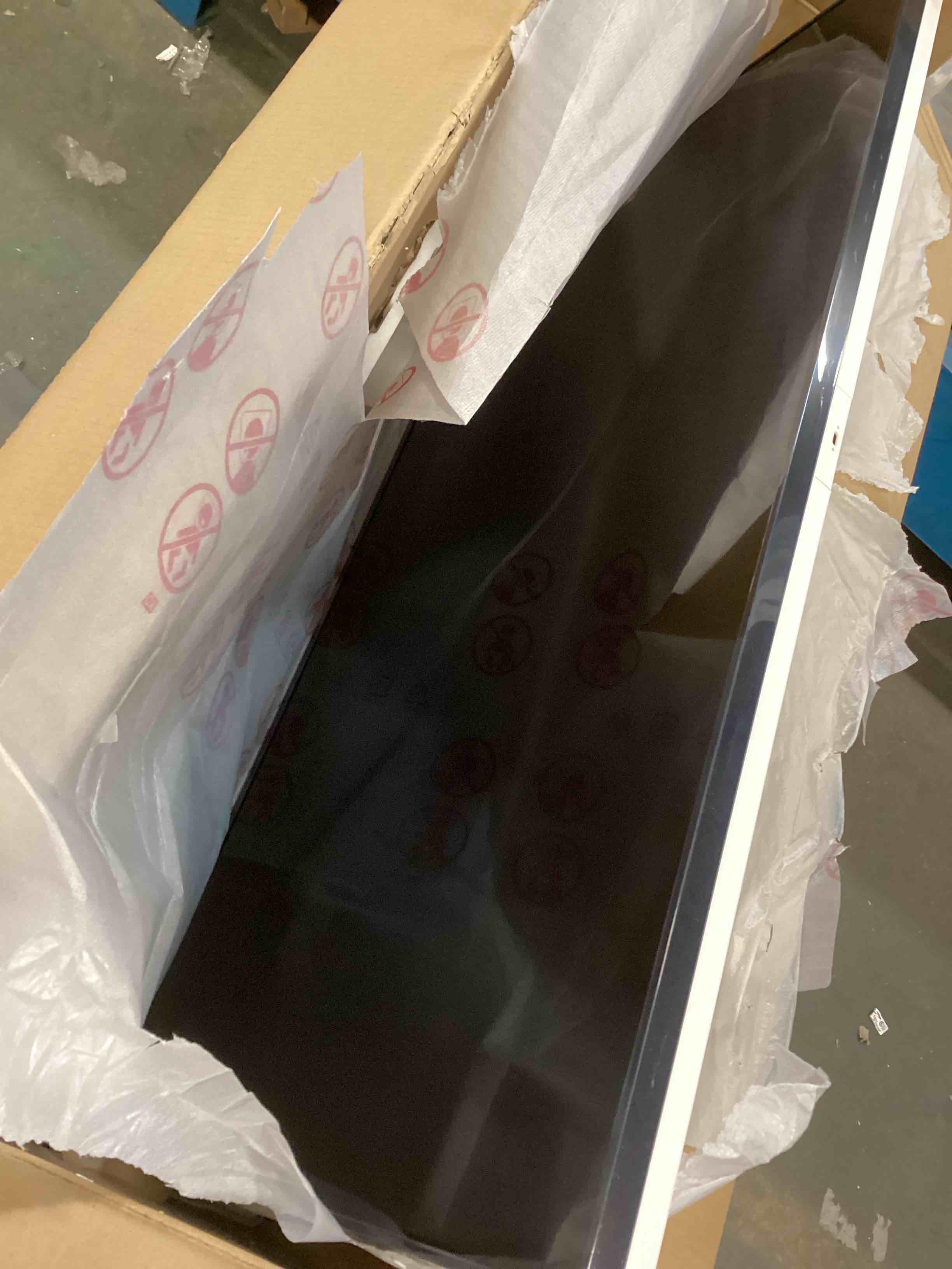 https://s3.amazonaws.com/lotting-images-prod/bidfta/PPE2110586_1736001269761.jpeg