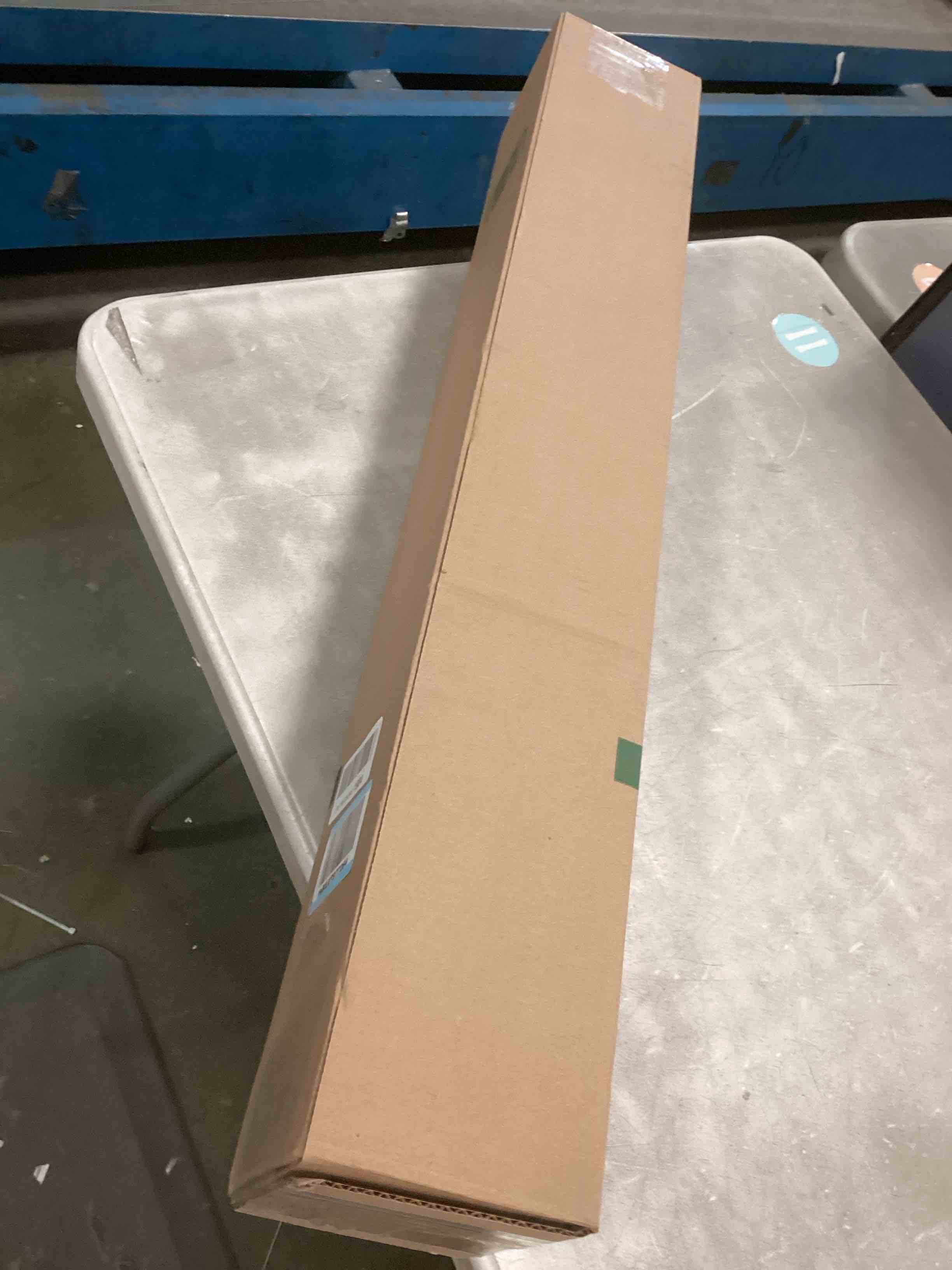 https://s3.amazonaws.com/lotting-images-prod/bidfta/PPE2110714_1736340543750.jpeg