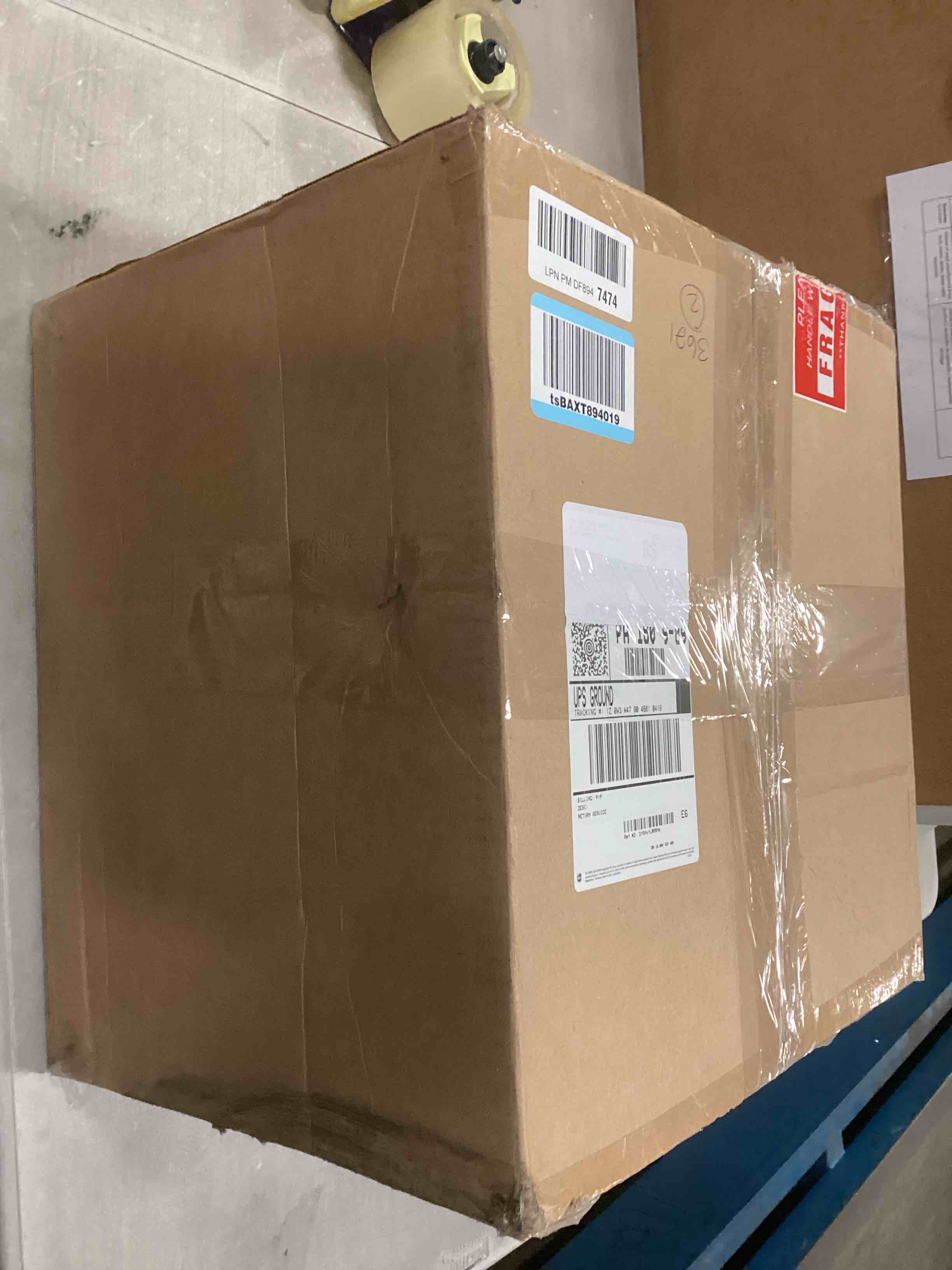 https://s3.amazonaws.com/lotting-images-prod/bidfta/PPE2110967_1736425929511.jpeg