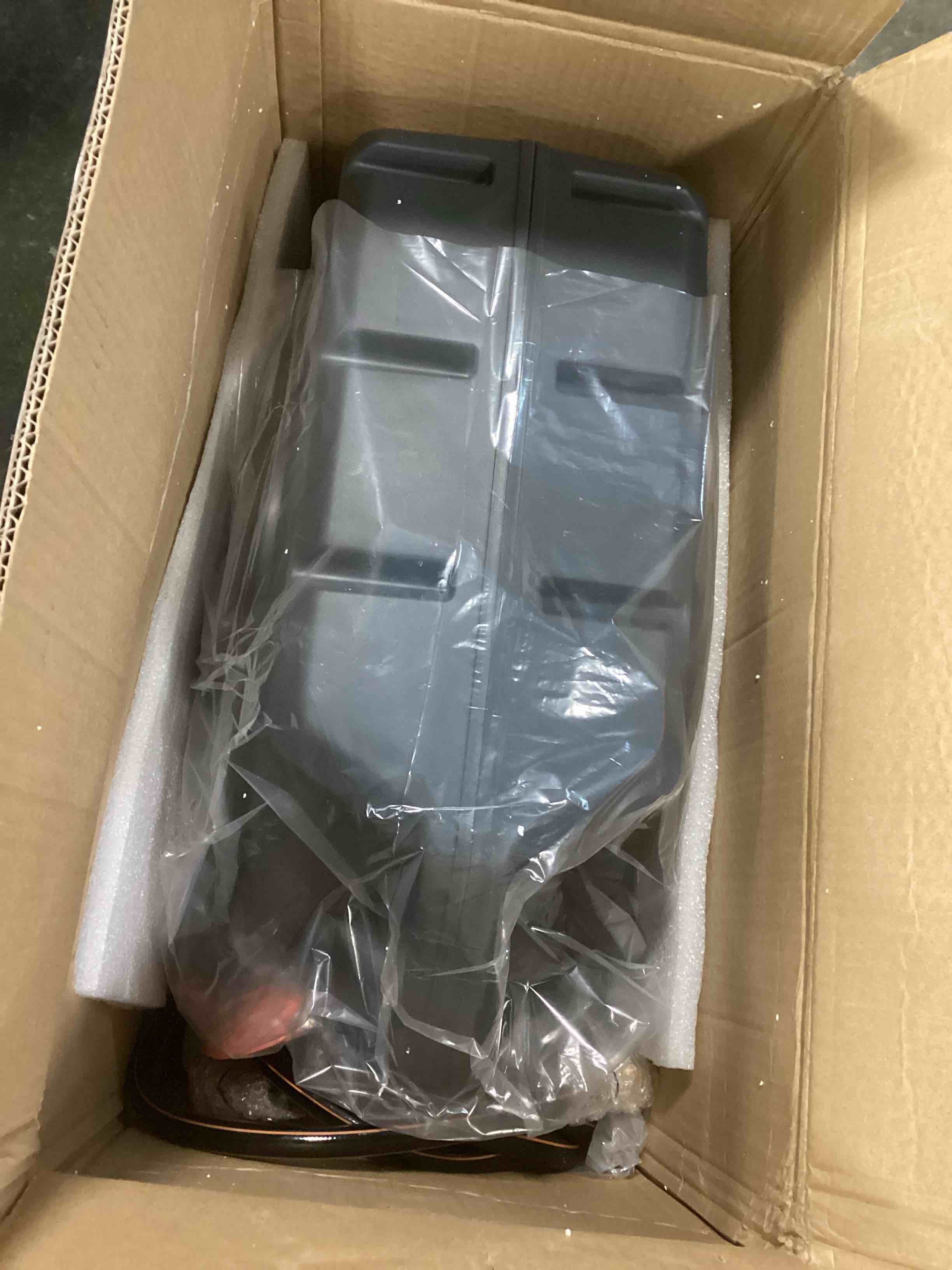 https://s3.amazonaws.com/lotting-images-prod/bidfta/PPE2110979_1736427240882.jpeg