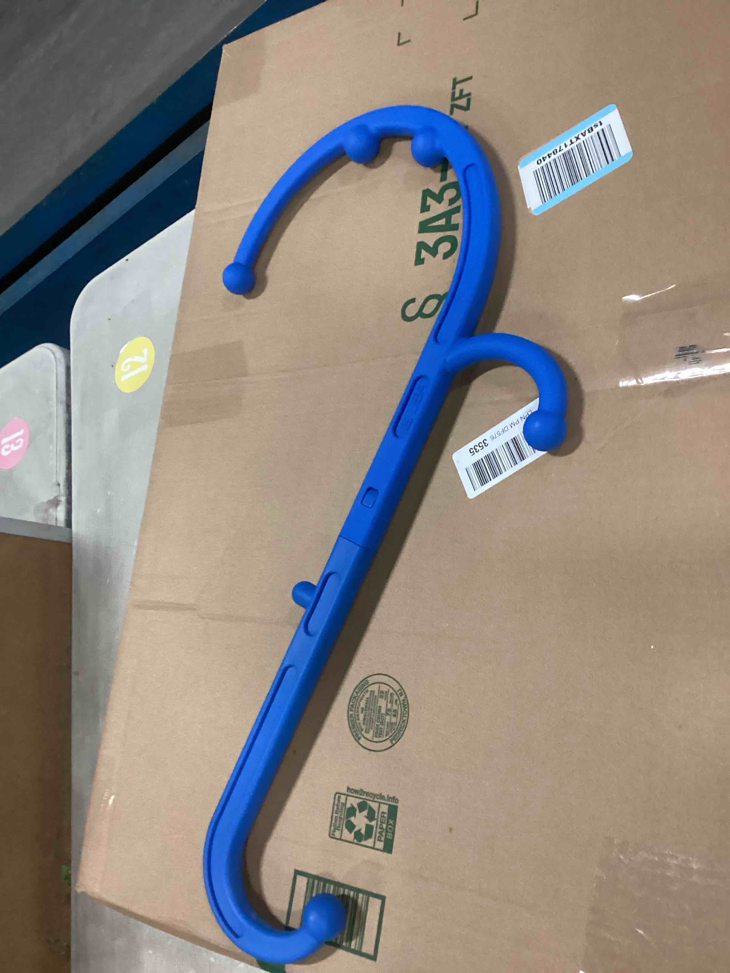 https://s3.amazonaws.com/lotting-images-prod/bidfta/PPE2110984_1736427827830.jpeg