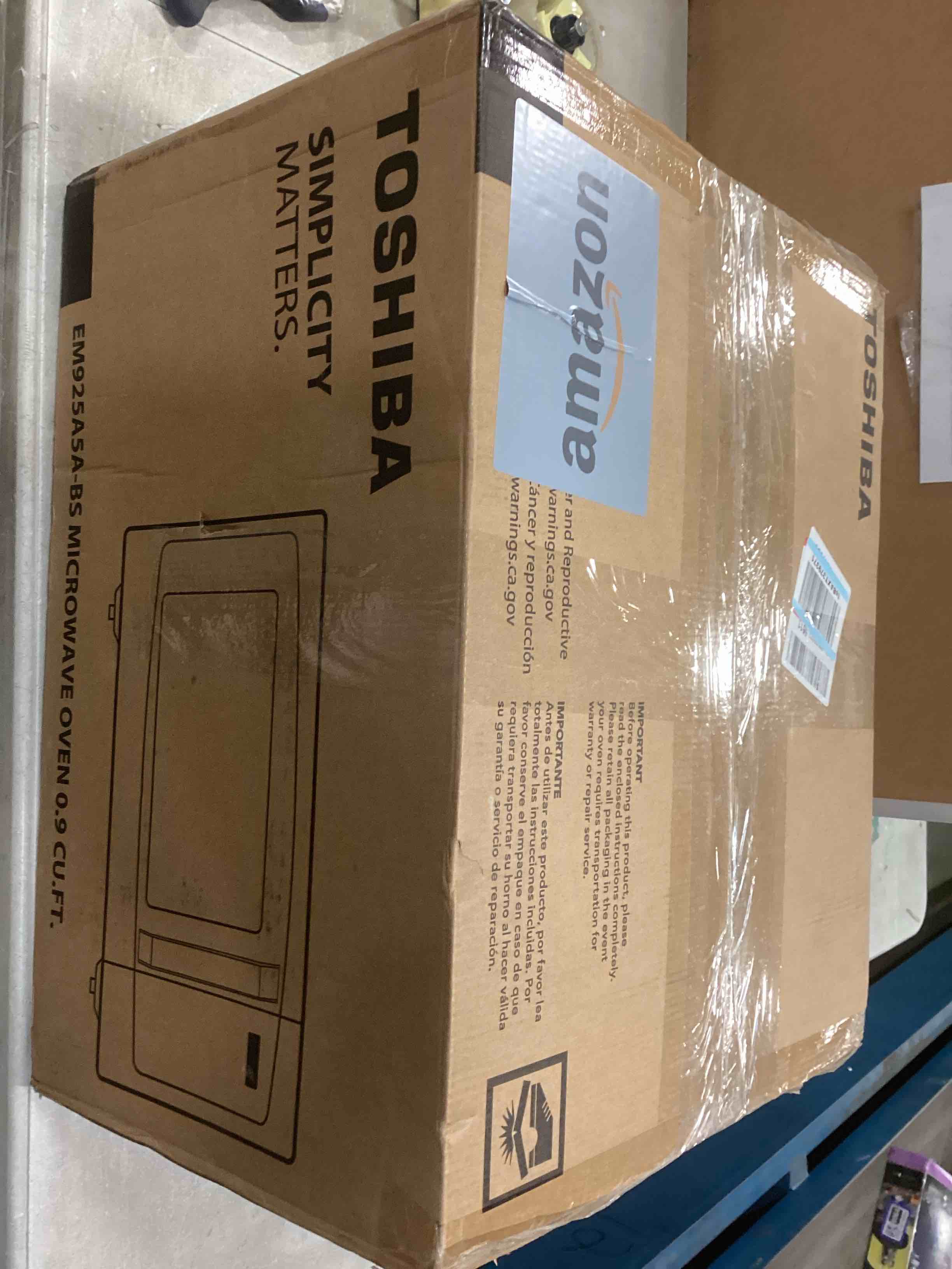 https://s3.amazonaws.com/lotting-images-prod/bidfta/PPE2110998_1736429118347.jpeg