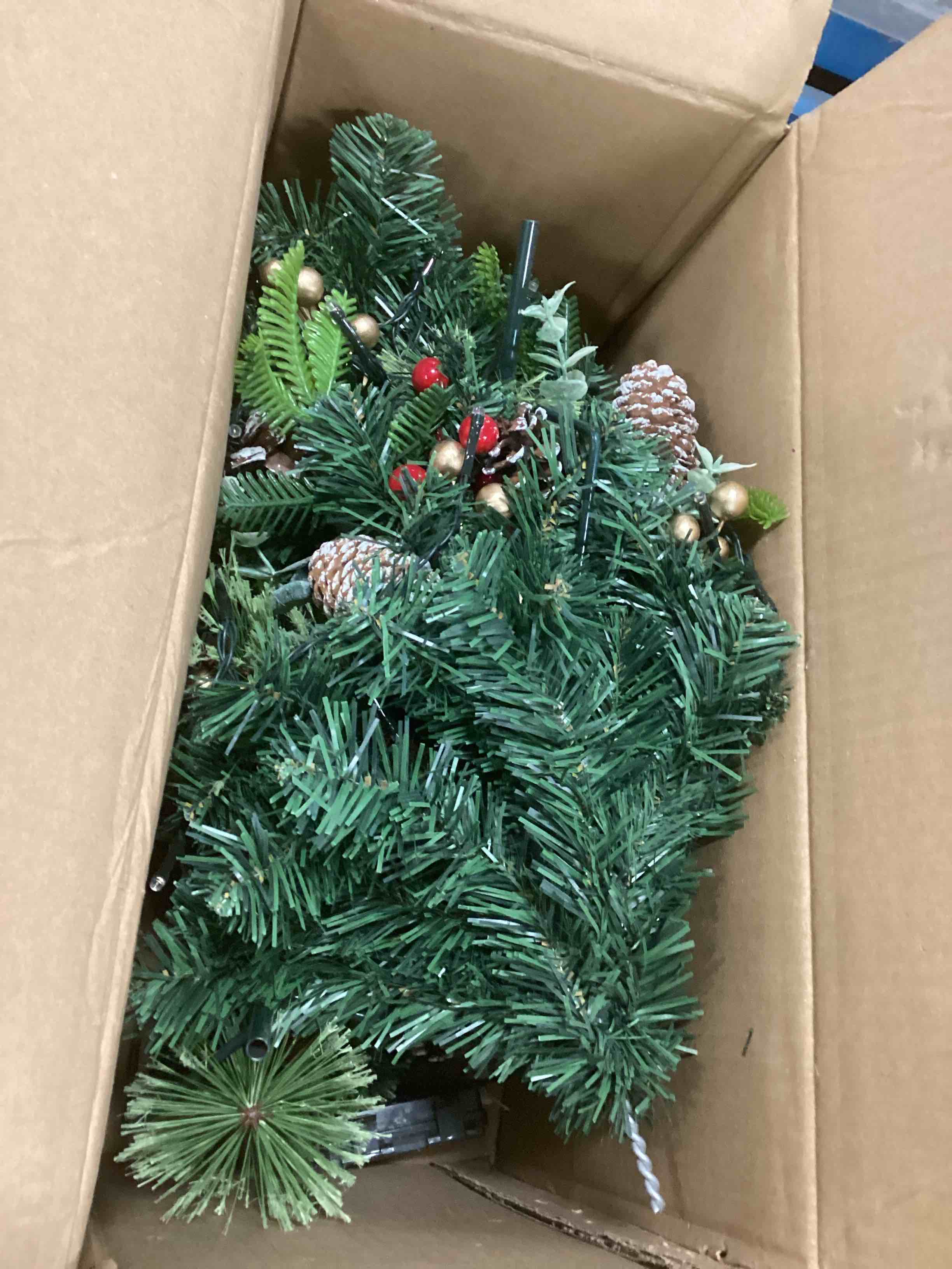 https://s3.amazonaws.com/lotting-images-prod/bidfta/PPE2111460_1736541171606.jpeg