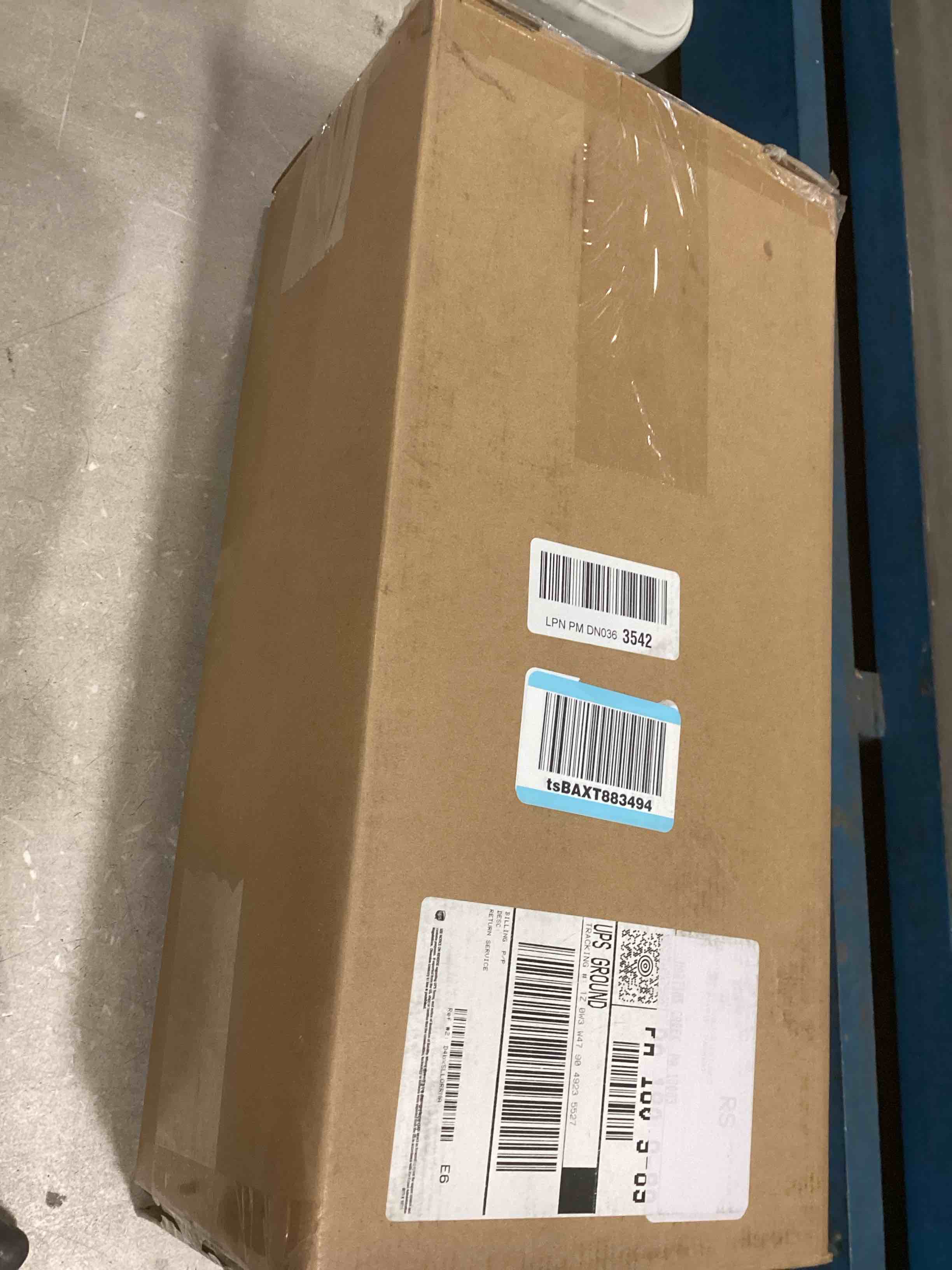 https://s3.amazonaws.com/lotting-images-prod/bidfta/PPE2111591_1736608992977.jpeg