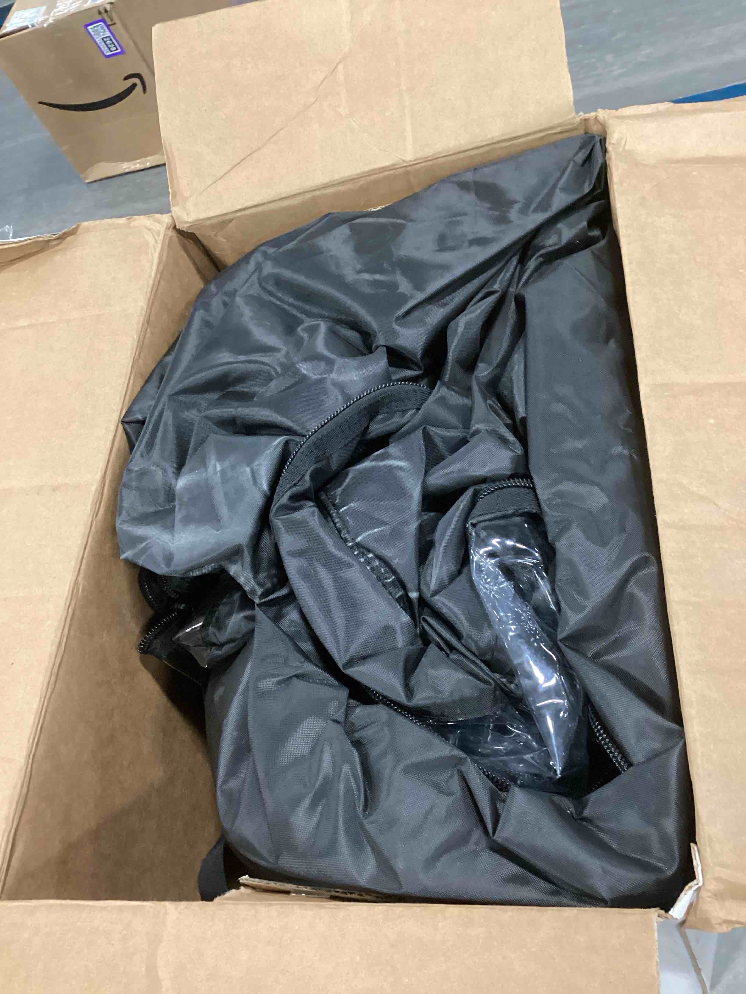https://s3.amazonaws.com/lotting-images-prod/bidfta/PPE2111721_1736775192172.jpeg