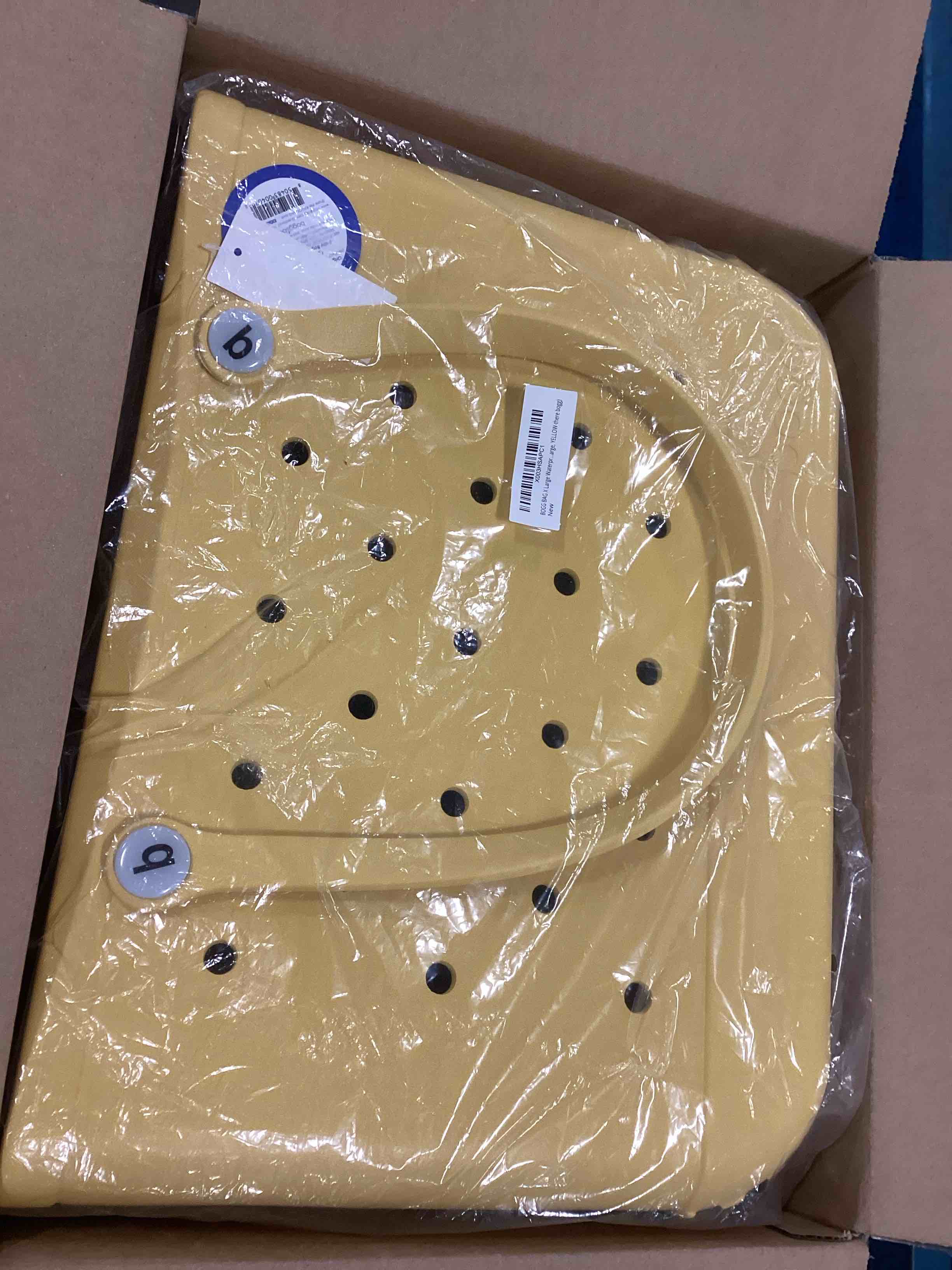 https://s3.amazonaws.com/lotting-images-prod/bidfta/PPE2111753_1736778086404.jpeg