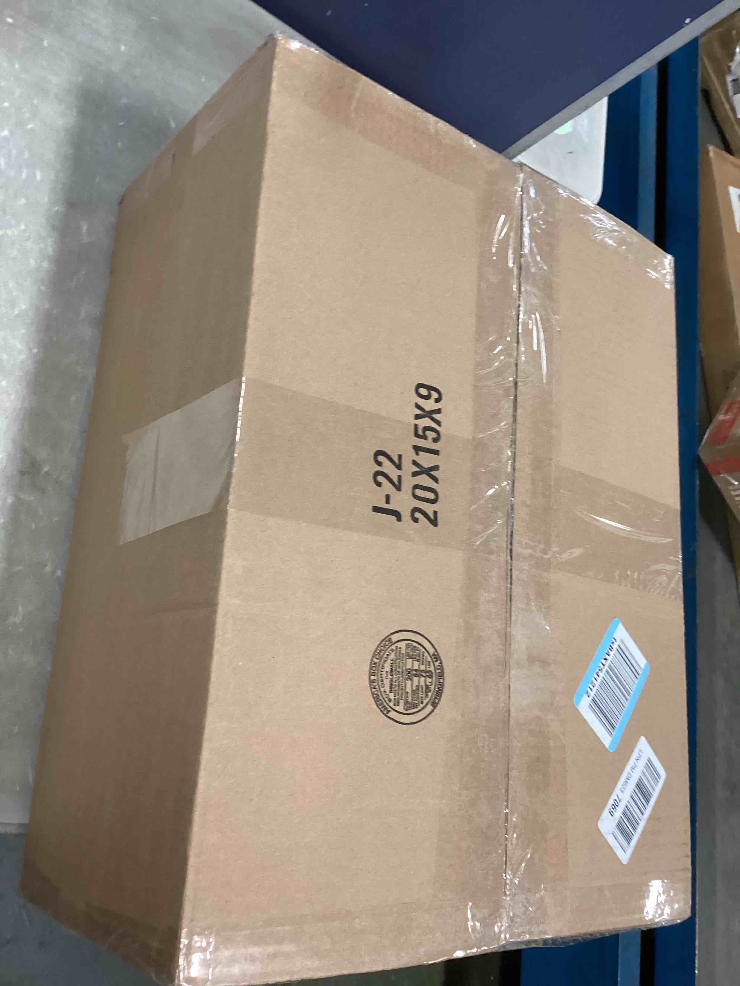 https://s3.amazonaws.com/lotting-images-prod/bidfta/PPE2111753_1736778104609.jpeg