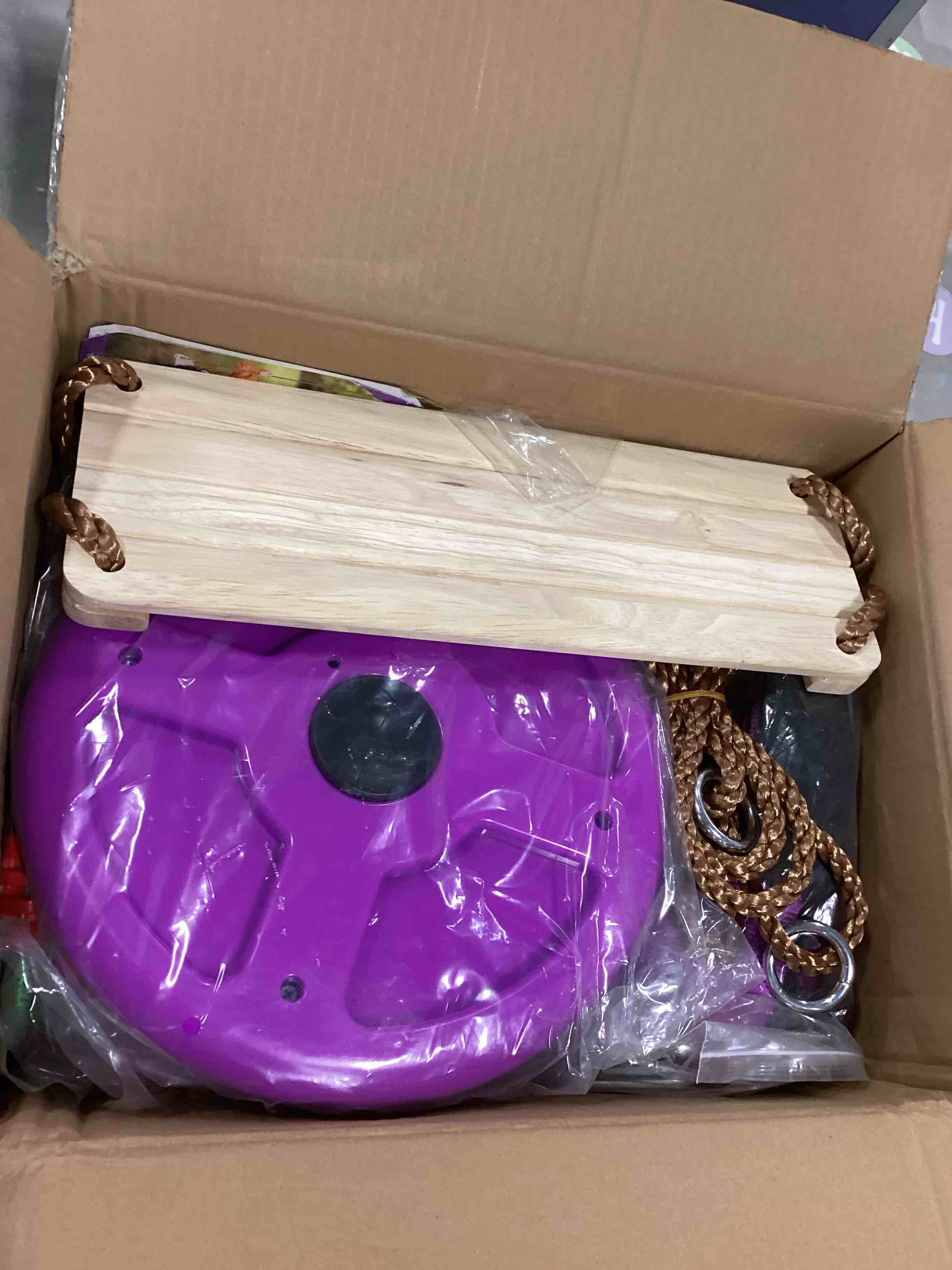 https://s3.amazonaws.com/lotting-images-prod/bidfta/PPE2111907_1736797649952.jpeg