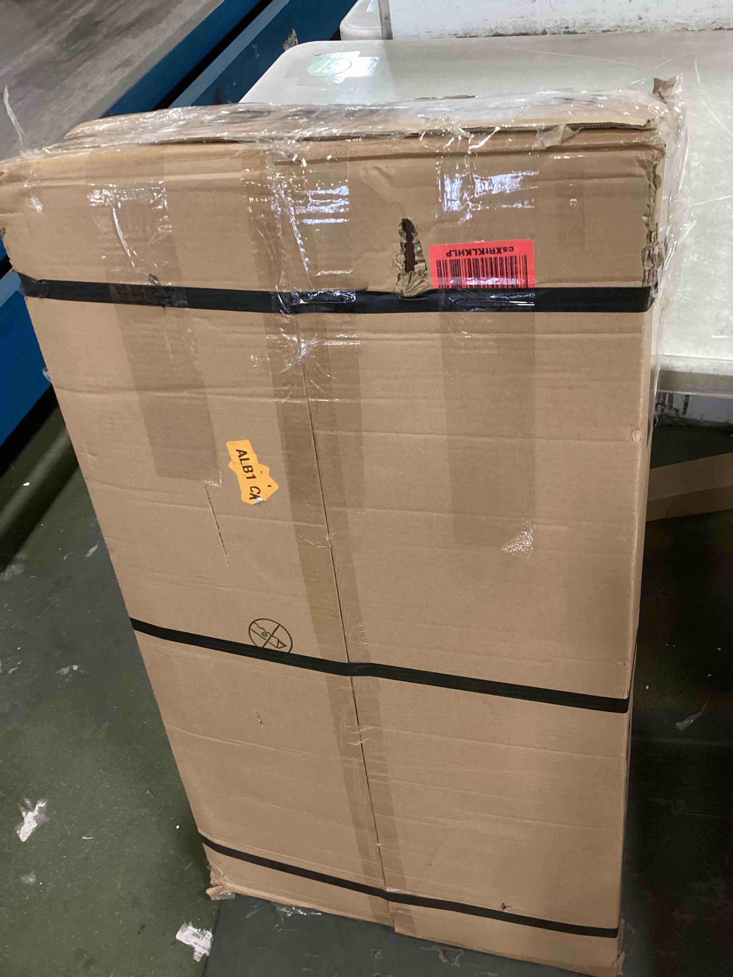 https://s3.amazonaws.com/lotting-images-prod/bidfta/PPE2111992_1736862616138.jpeg