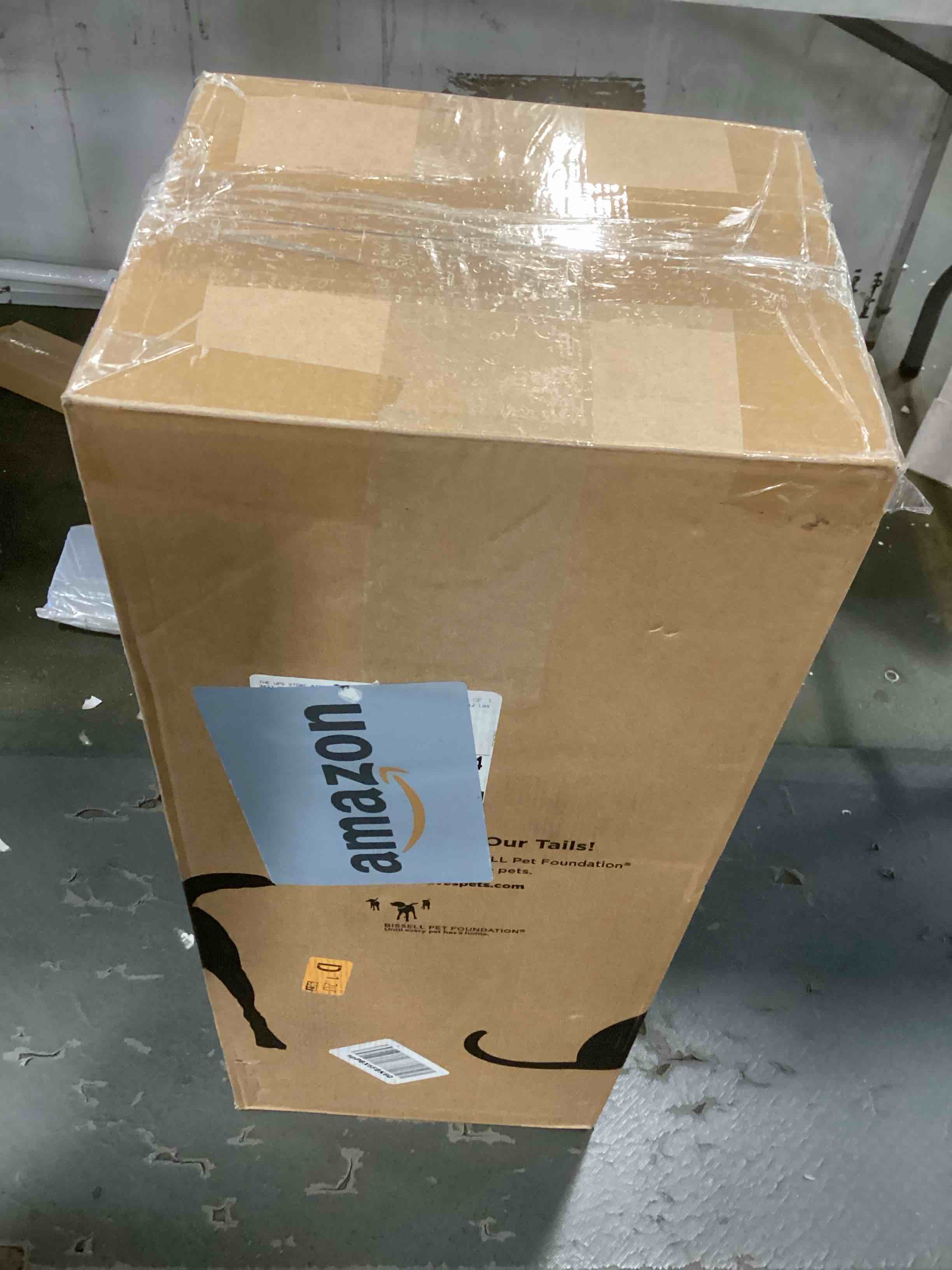 https://s3.amazonaws.com/lotting-images-prod/bidfta/PPE2112486_1736969657577.jpeg