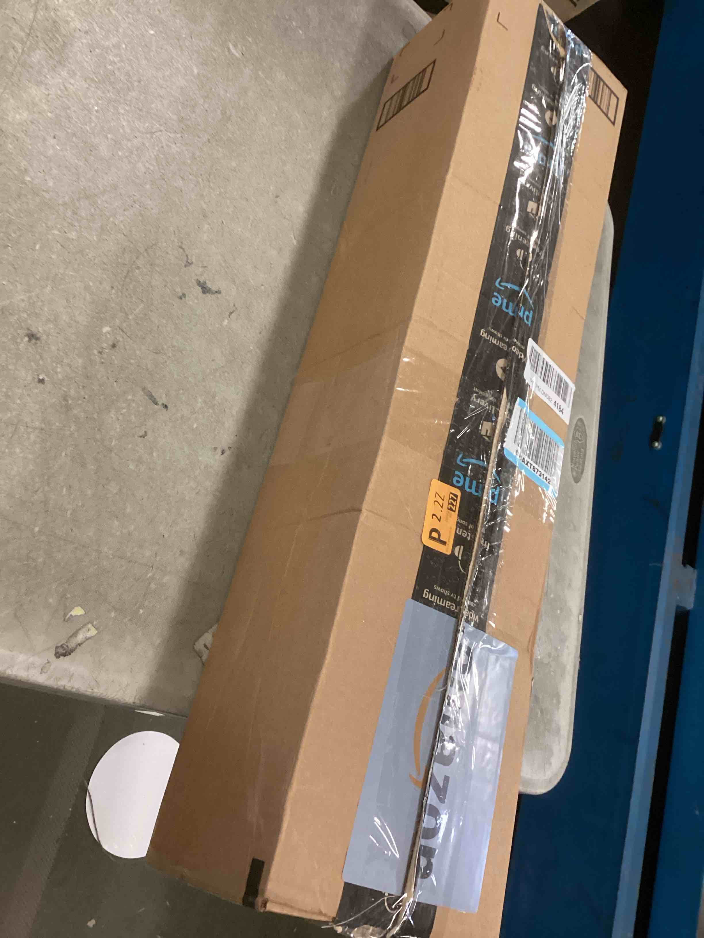 https://s3.amazonaws.com/lotting-images-prod/bidfta/PPE2112881_1737123093085.jpeg