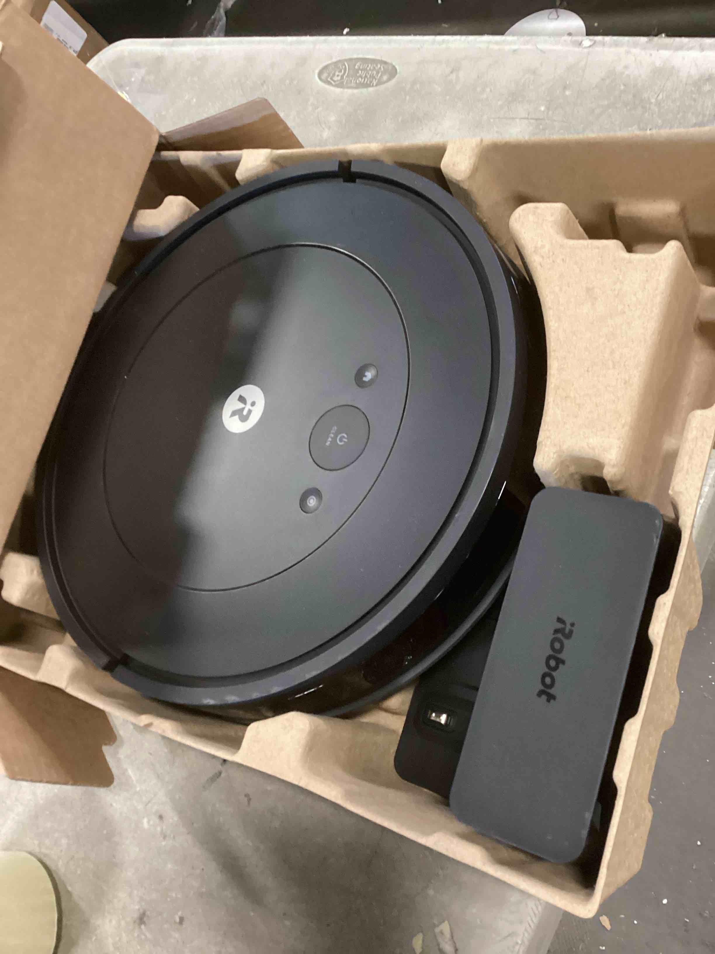 https://s3.amazonaws.com/lotting-images-prod/bidfta/PPE2112953_1737132124433.jpeg