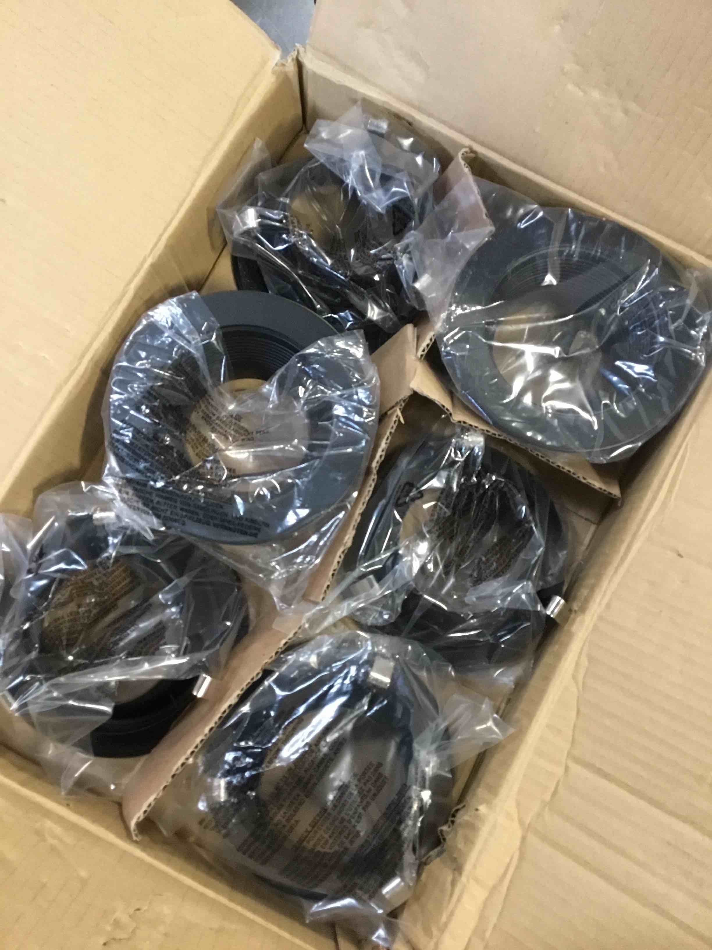 https://s3.amazonaws.com/lotting-images-prod/bidfta/PPE2114226_1735849911980.jpeg