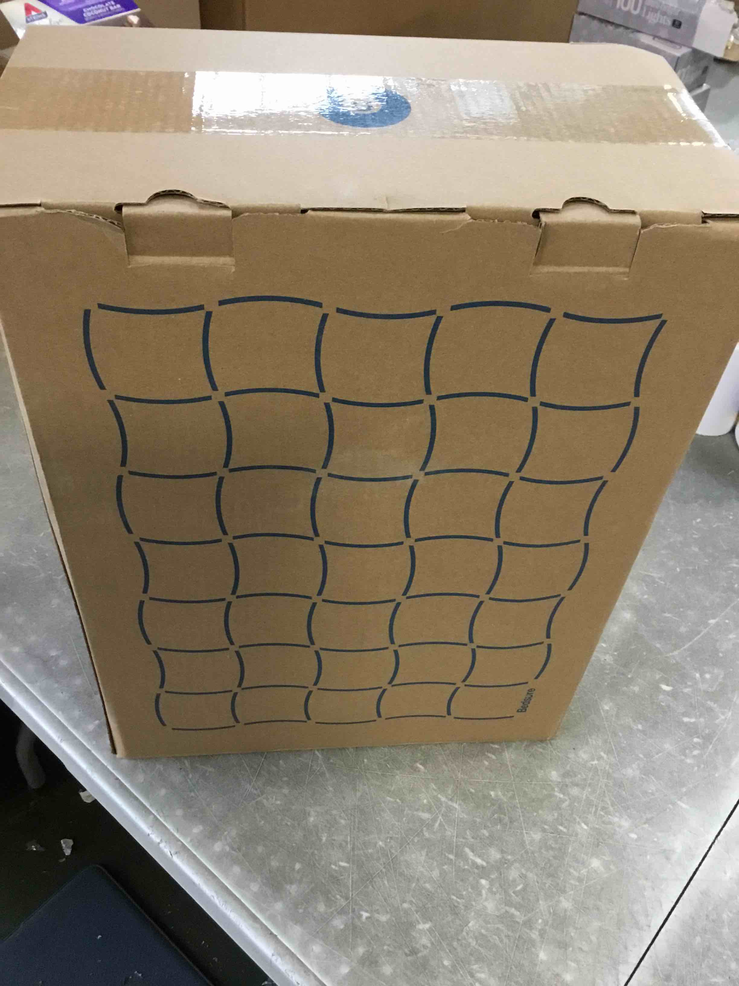 https://s3.amazonaws.com/lotting-images-prod/bidfta/PPE2114852_1736361084901.jpeg