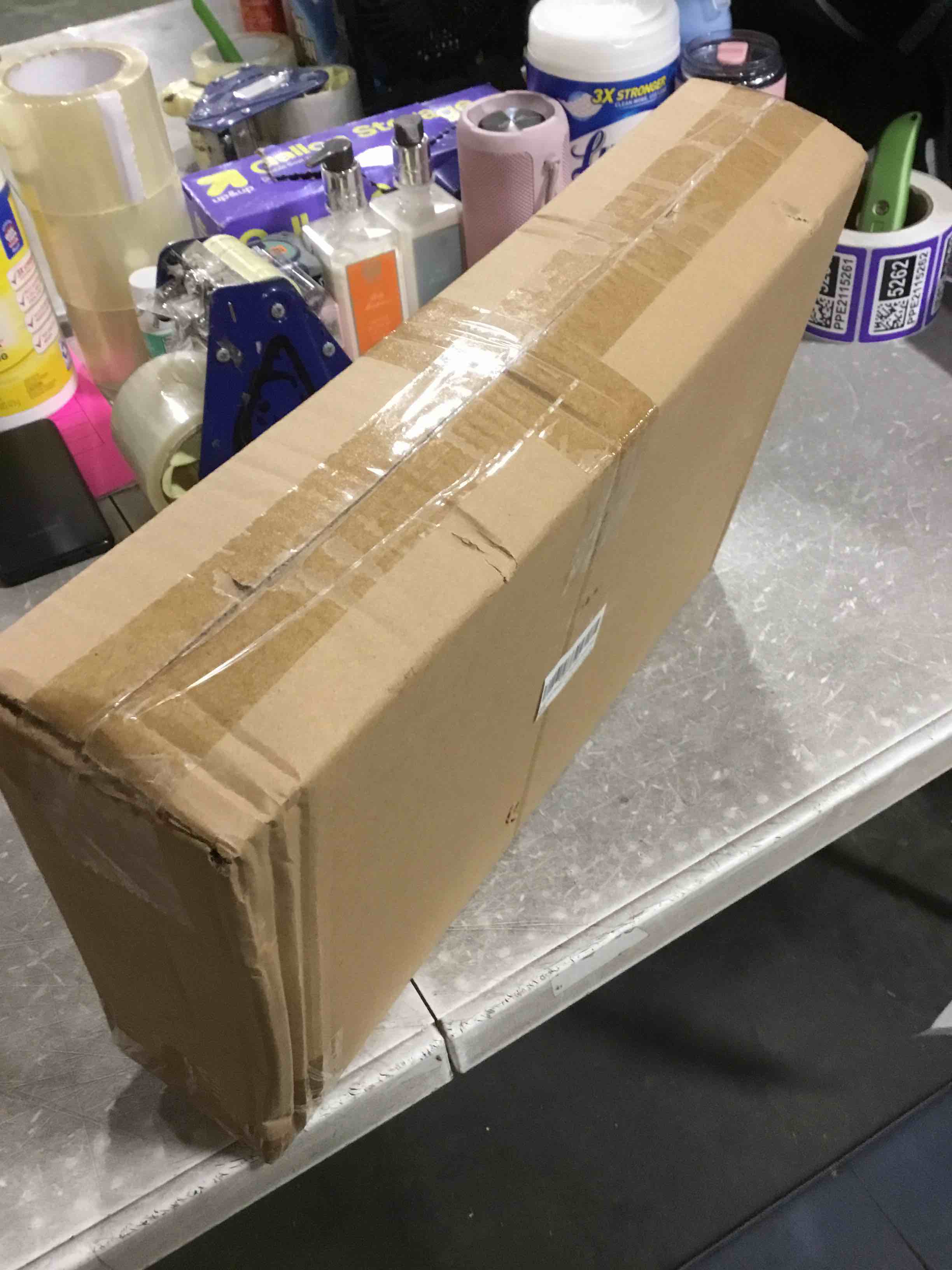 https://s3.amazonaws.com/lotting-images-prod/bidfta/PPE2115247_1736770620527.jpeg