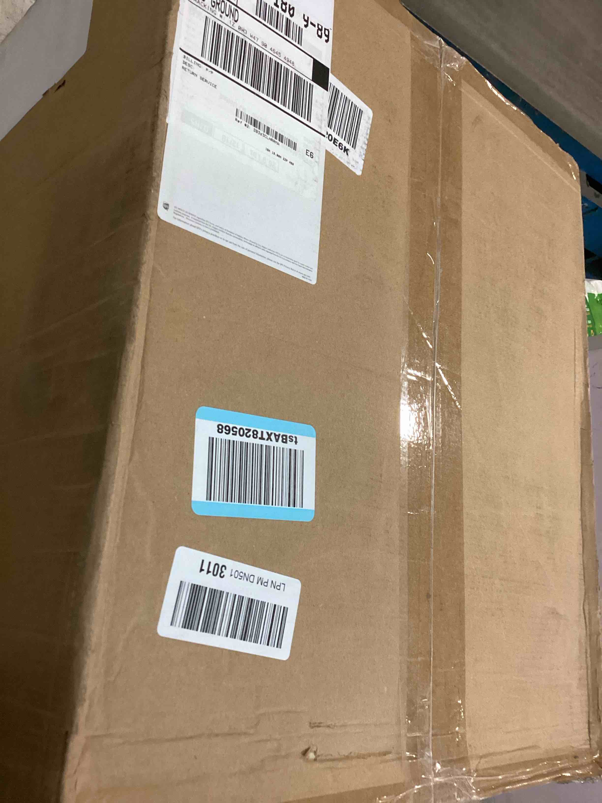 https://s3.amazonaws.com/lotting-images-prod/bidfta/PPE2116048_1736002348132.jpeg