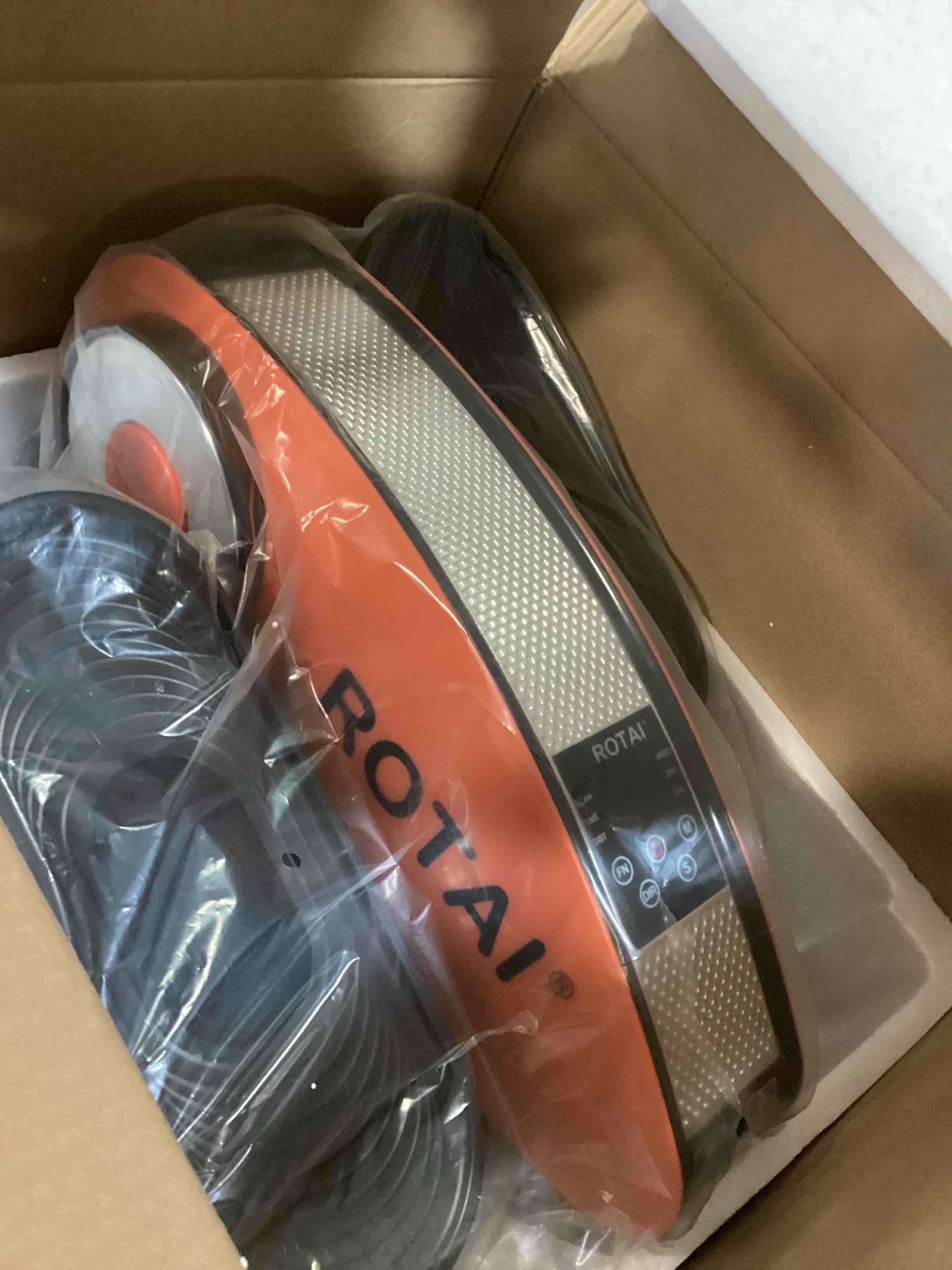 https://s3.amazonaws.com/lotting-images-prod/bidfta/PPE2116048_1736002468352.jpeg