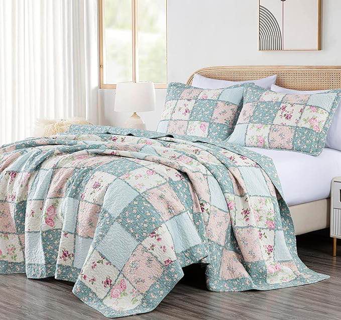 Chezmoi Collection Abbi 2-Piece Shabby Chic Bedding Twin Quilt Set Pre-Washed Cotton Floral Coverlet Bedspread Ruffled Patchwork Quilt( similar to photo)